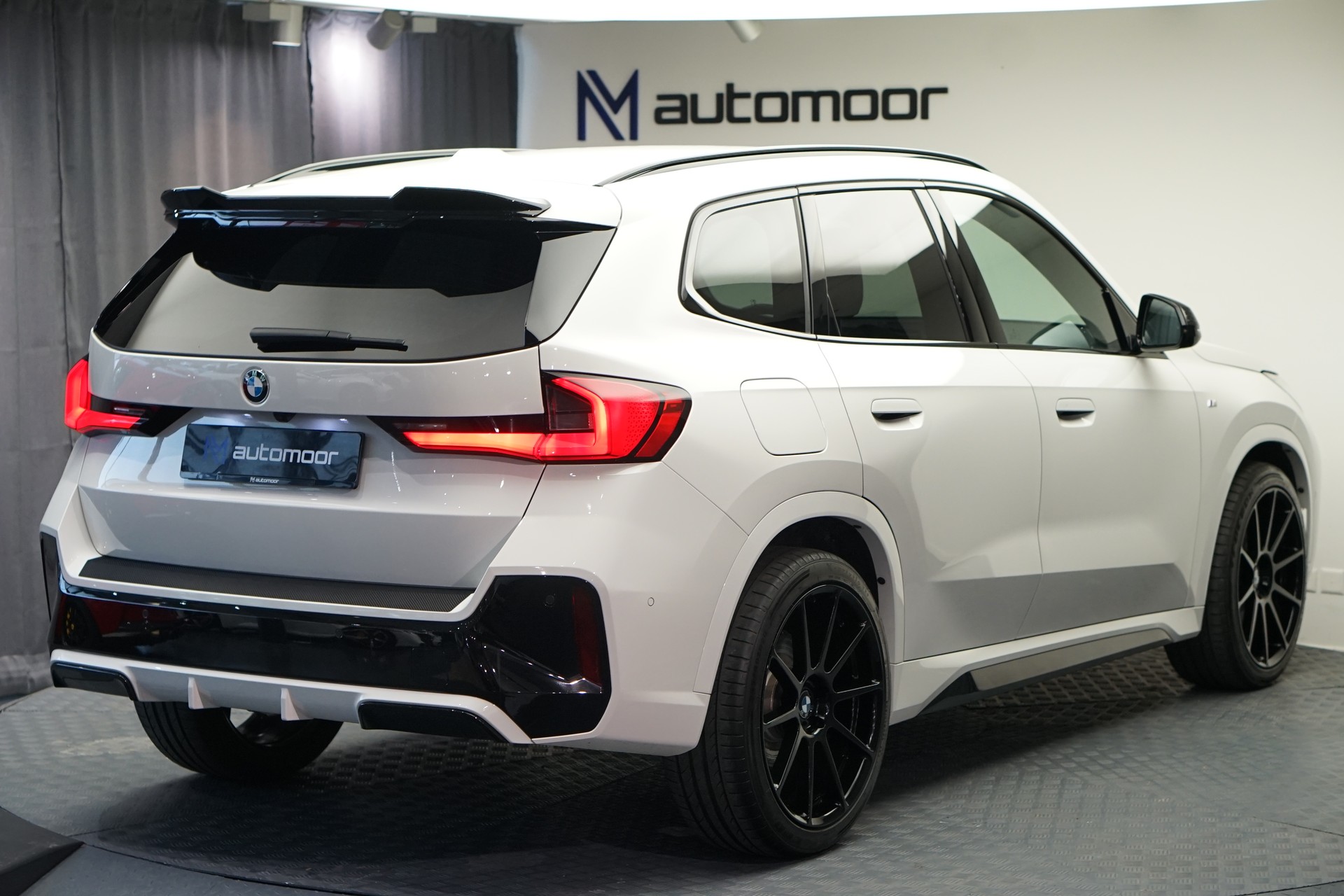 BMW X1 xDrive 23d 48V M Sport *CH-Fahrzeug*-image-46