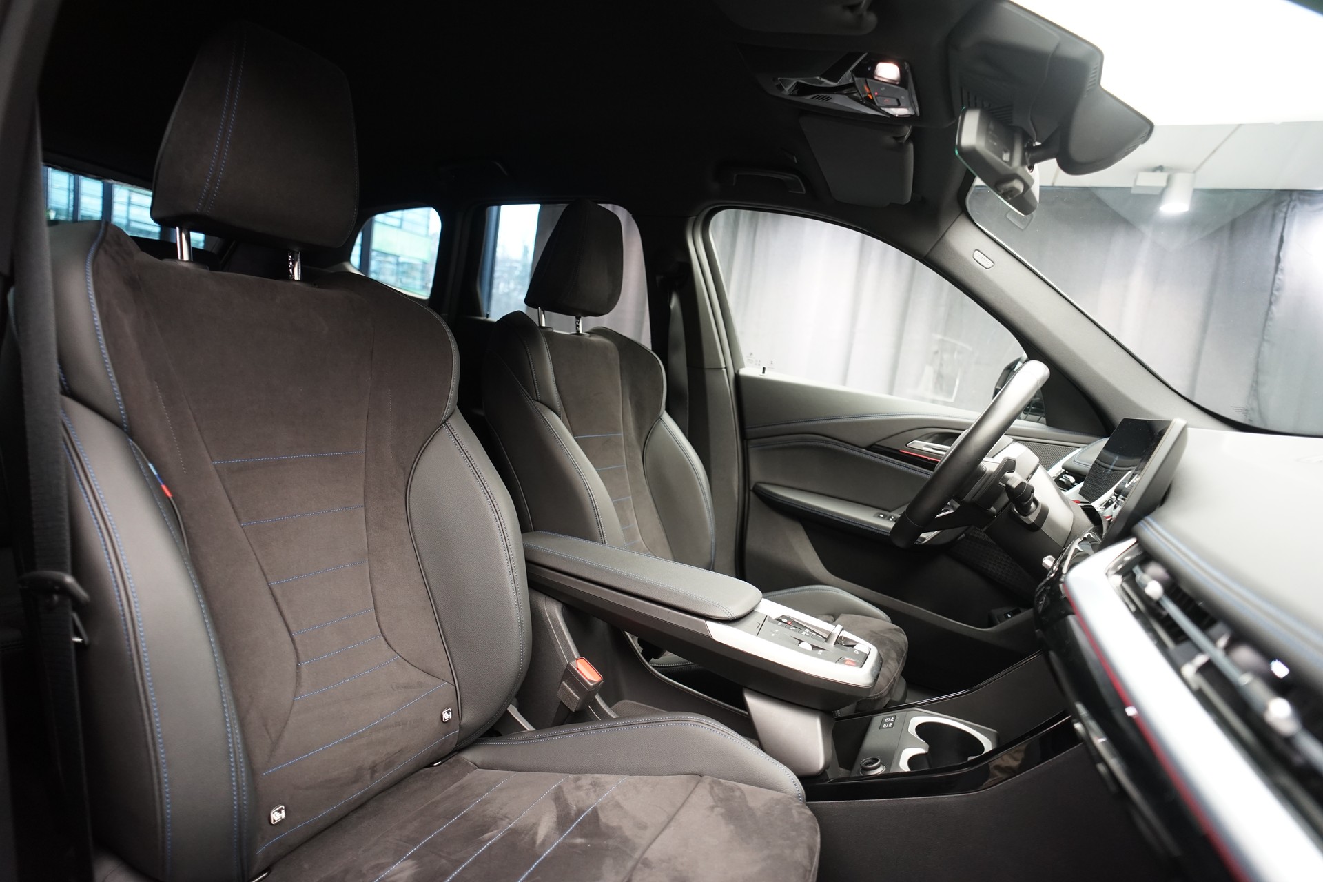 BMW X1 xDrive 23d 48V M Sport *CH-Fahrzeug*-image-13