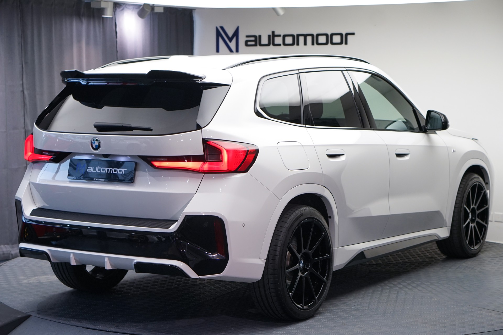 BMW X1 xDrive 23d 48V M Sport *CH-Fahrzeug*-image-49