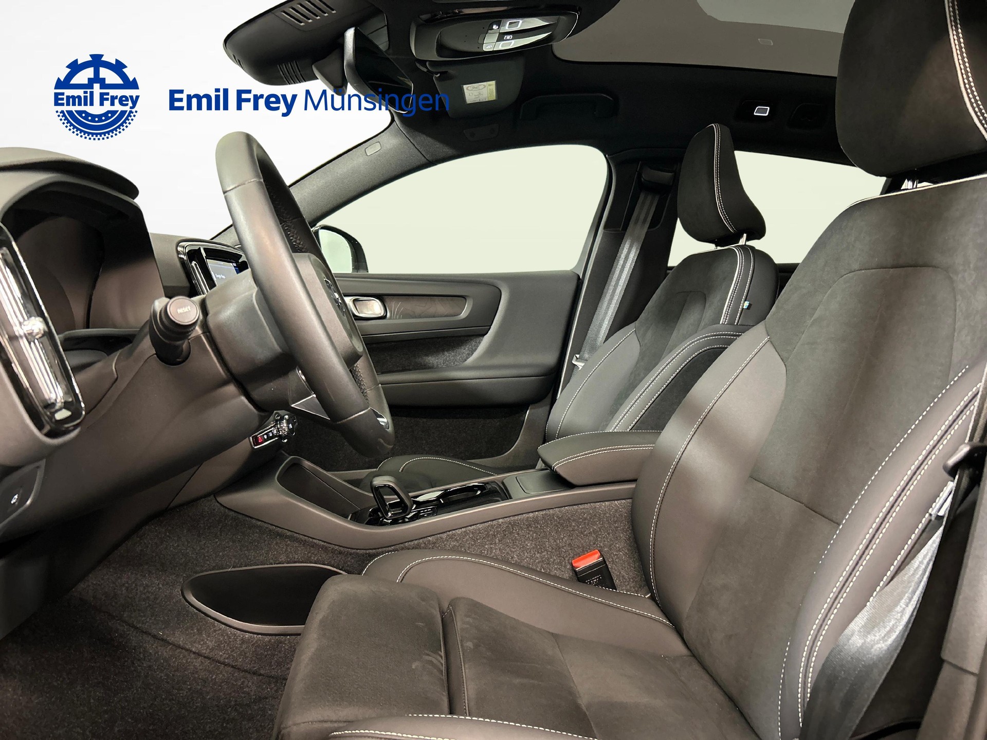 VOLVO C40 P8 Twin Recharge Ultimate AWD-image-3