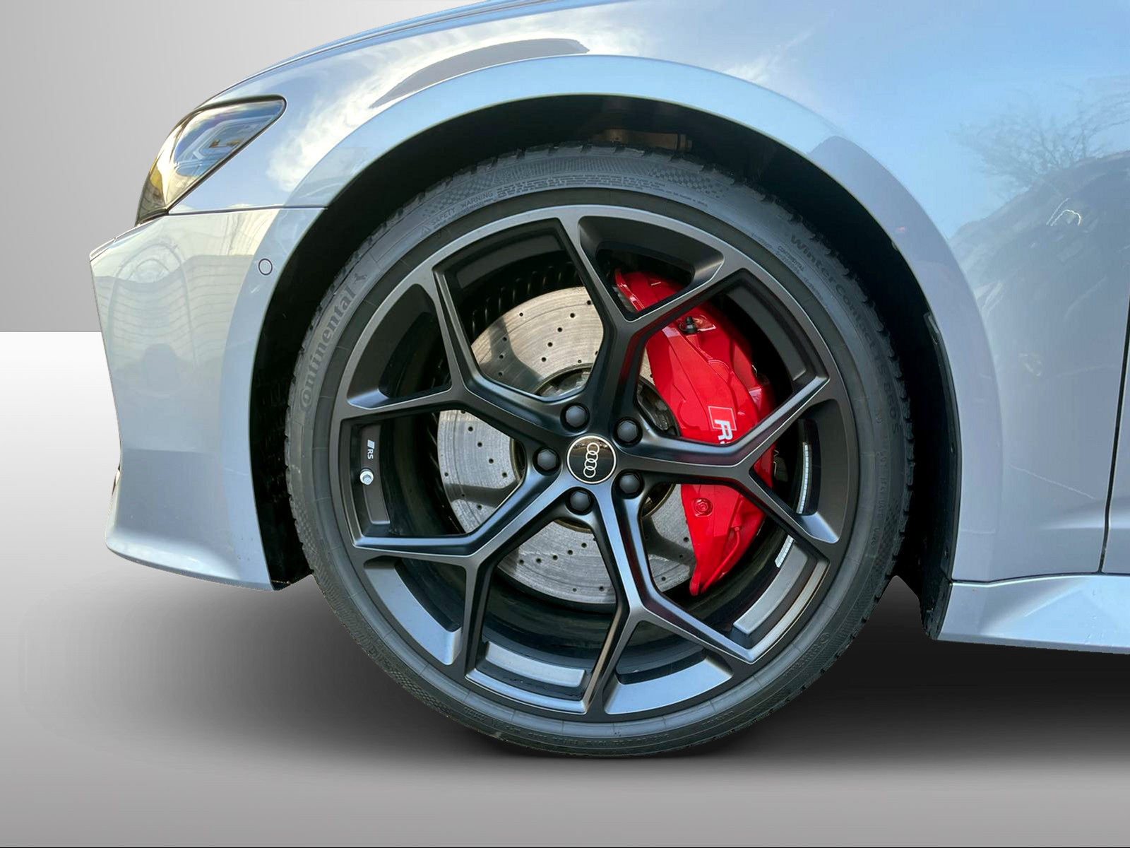 AUDI RS6 Avant 4.0 TFSI V8 Performance quattro-image-3