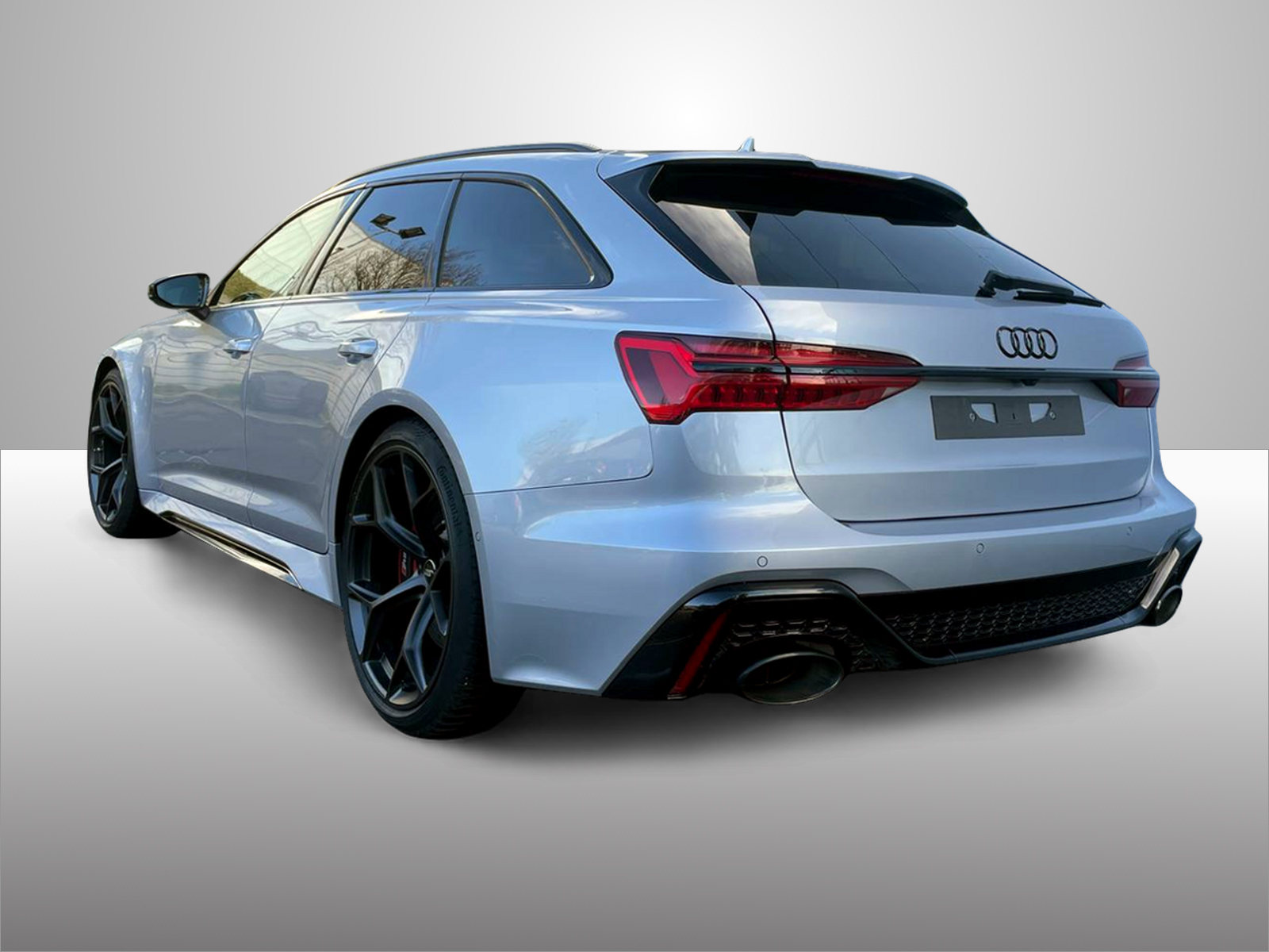 AUDI RS6 Avant 4.0 TFSI V8 Performance quattro-image-9