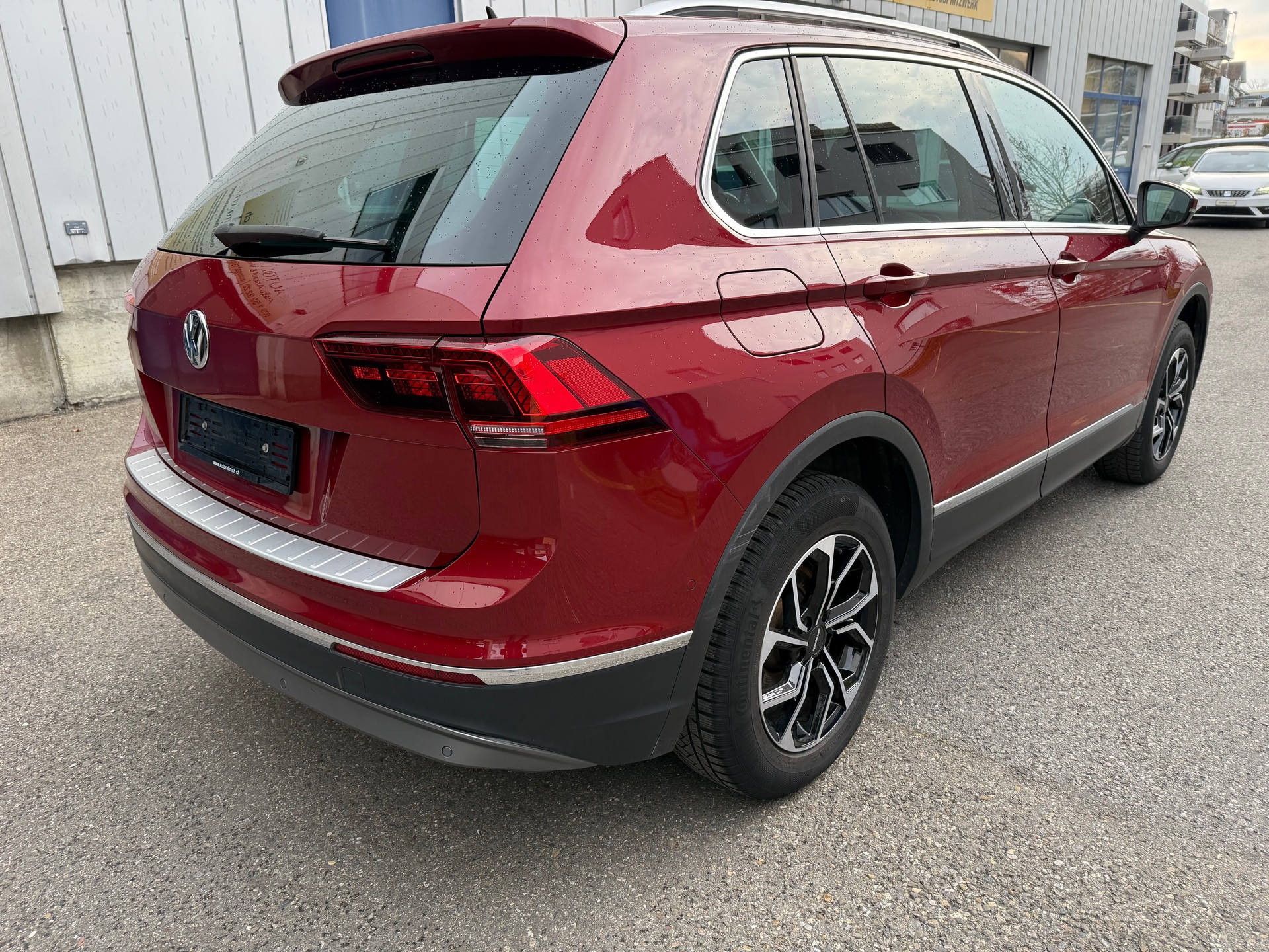 VW Tiguan 2.0 TDI SCR Highline 4Motion DSG-image-4