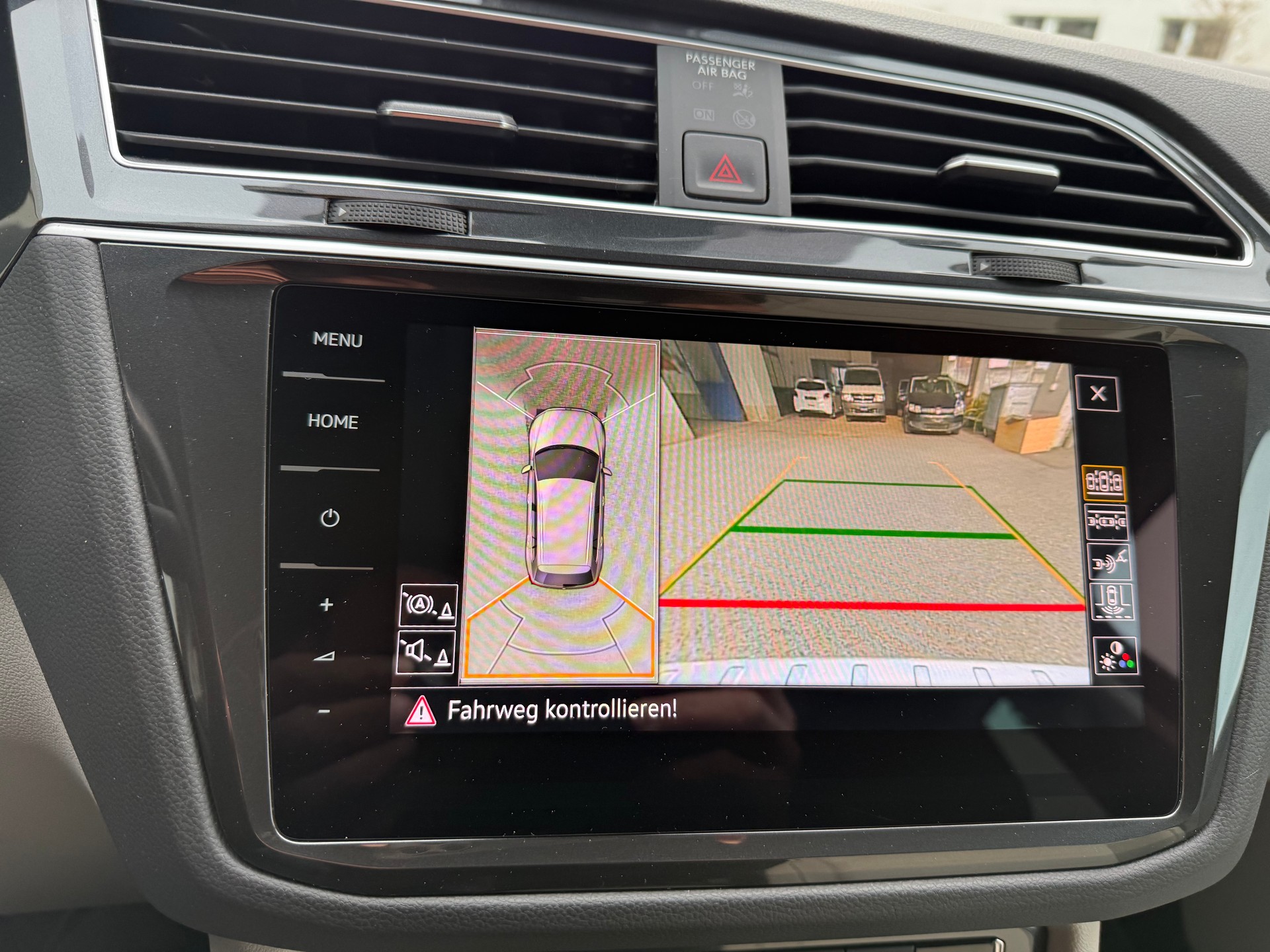 VW Tiguan 2.0 TDI SCR Highline 4Motion DSG-image-15