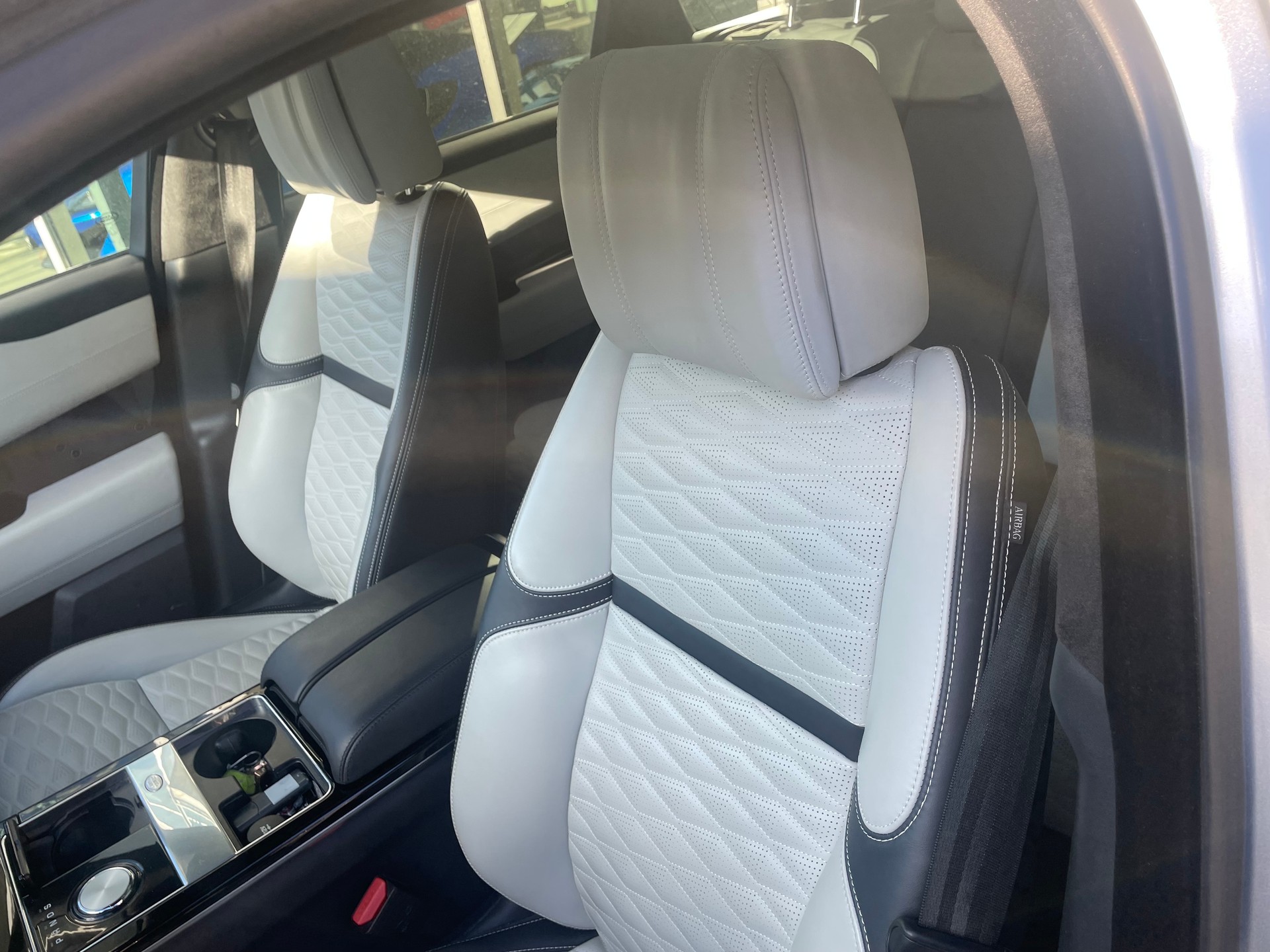 LAND ROVER Range Rover Velar SV Autobiography Dyn. Edition A.-image-4