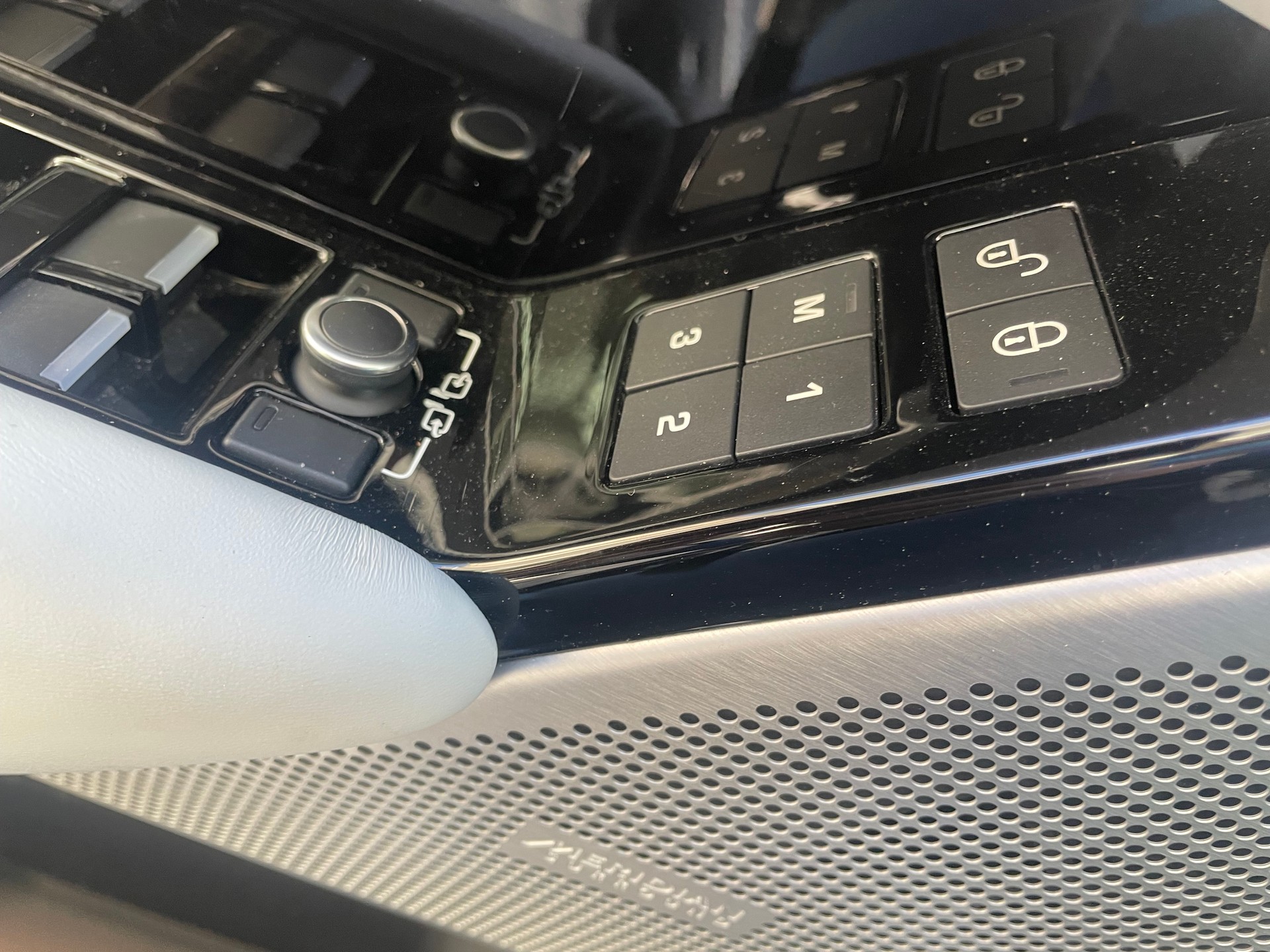 LAND ROVER Range Rover Velar SV Autobiography Dyn. Edition A.-image-7