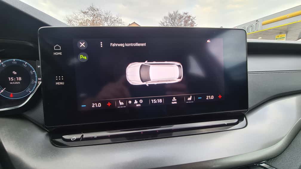 SKODA Octavia Combi 2.0 TDI DSG Ambition ** Gr-Navi ** Sitzheizung ** ACC ** PDC ** Virtual Cockpit ** Neues Modell 2023 **-image-8