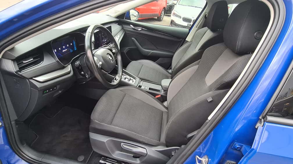 SKODA Octavia Combi 2.0 TDI DSG Ambition ** Gr-Navi ** Sitzheizung ** ACC ** PDC ** Virtual Cockpit ** Neues Modell 2023 **-image-10