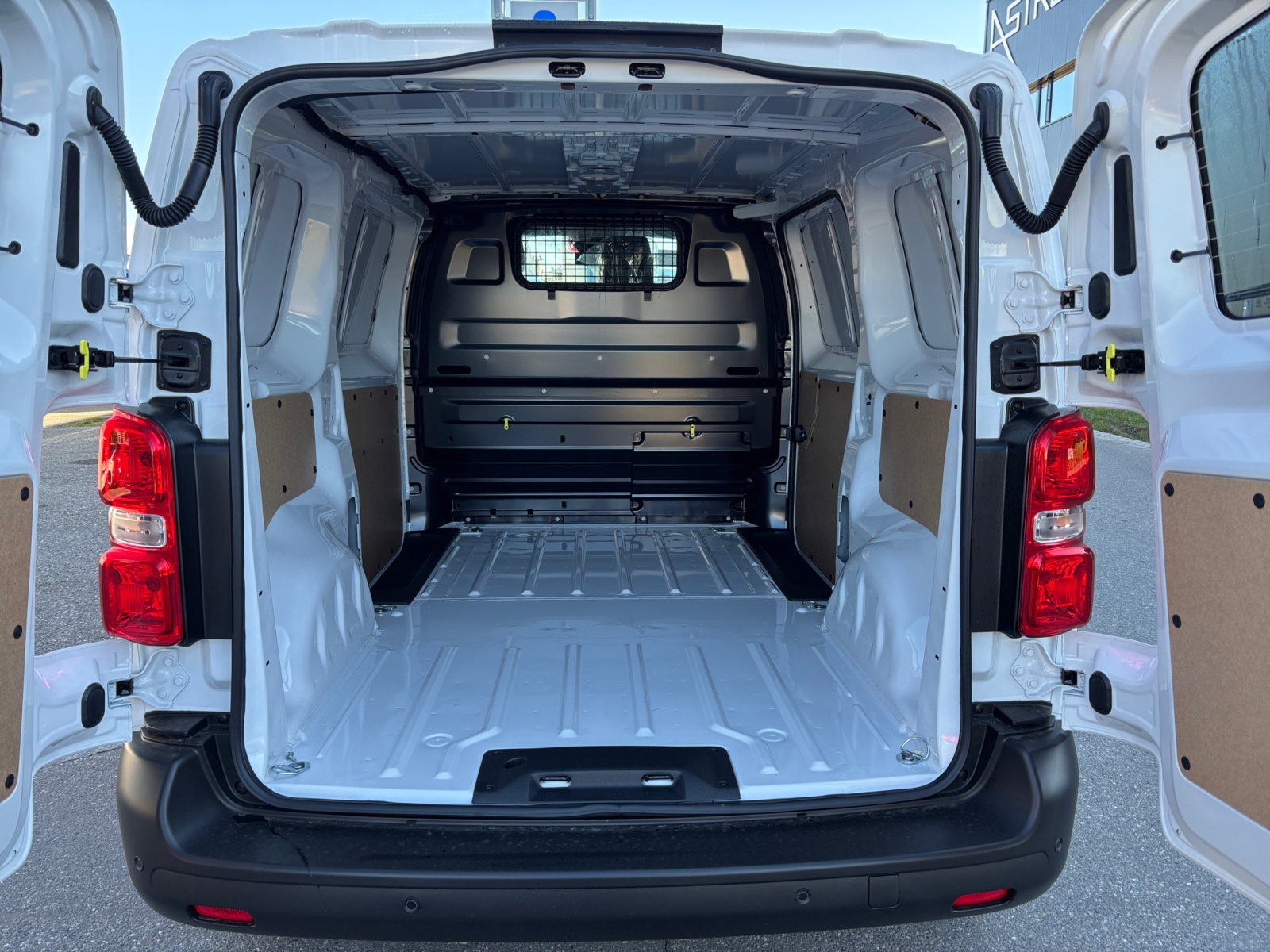 FIAT Scudo 2.2 BlueHDi L2 Easy Pro-image-5