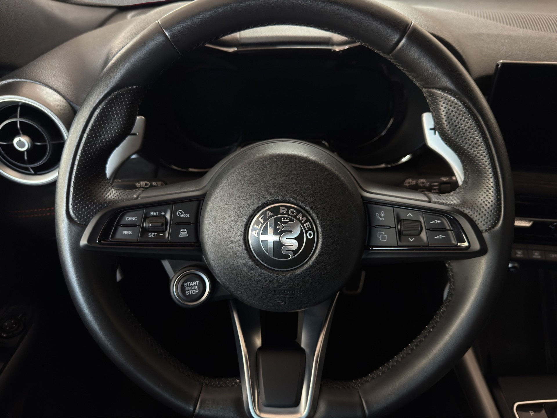 ALFA ROMEO Tonale 1.5 48V Hybrid Veloce "ADAS Pack-RF.-Kamera-Leder Alcantara"-image-12
