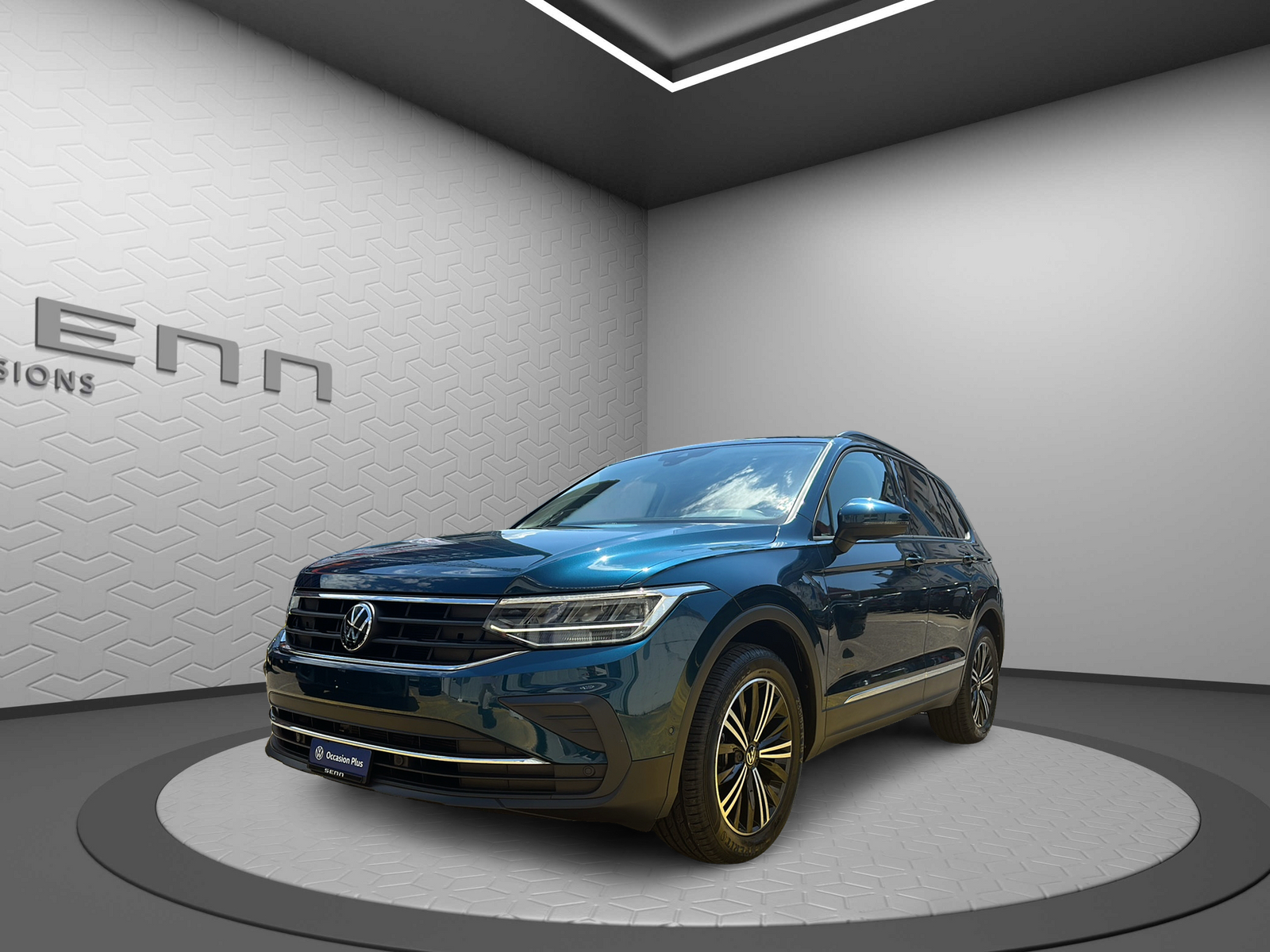 VW Tiguan 2.0TSI Life 4Motion DSG-image-0