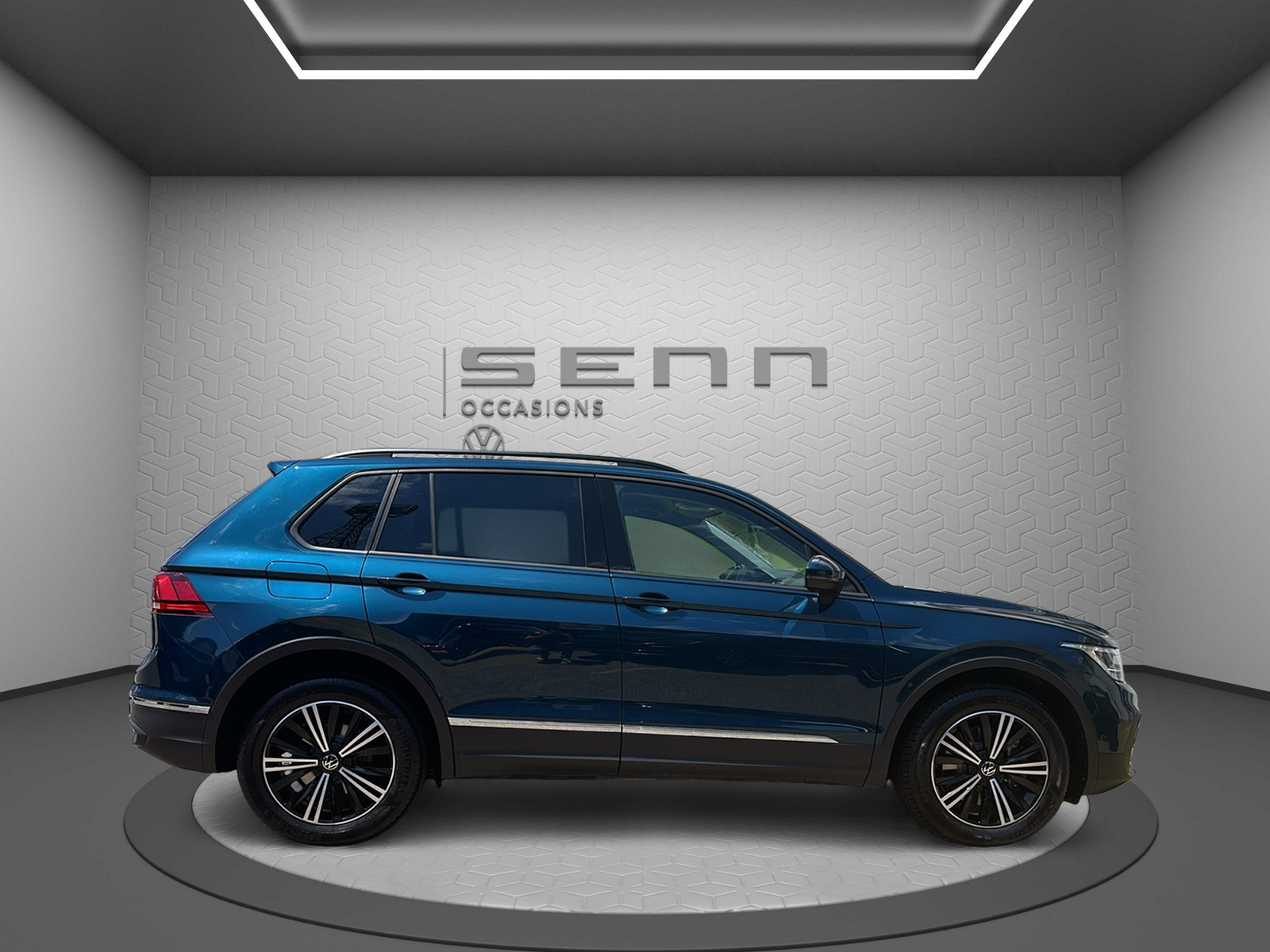 VW Tiguan 2.0TSI Life 4Motion DSG-image-6