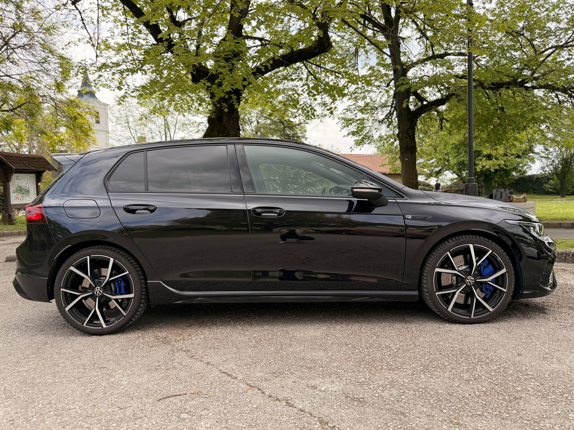 VW 8 R Top ausgestattet mit Garantie-image-0