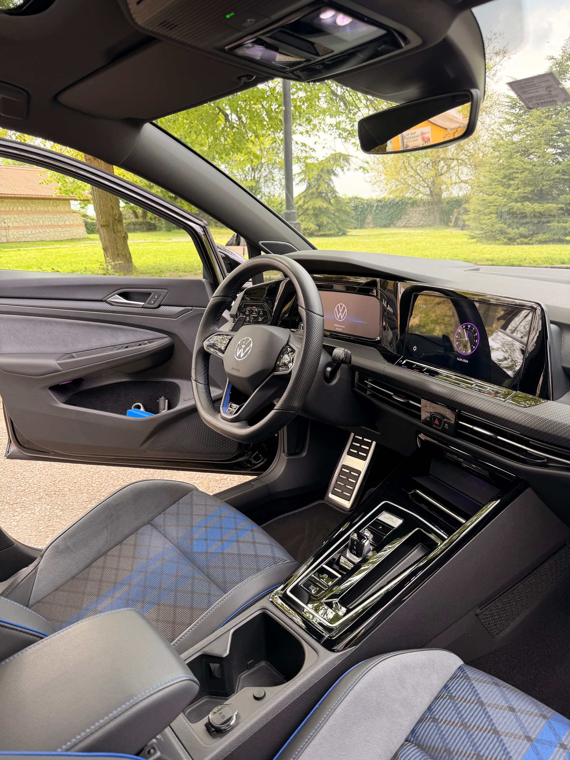 VW 8 R Top ausgestattet mit Garantie-image-6