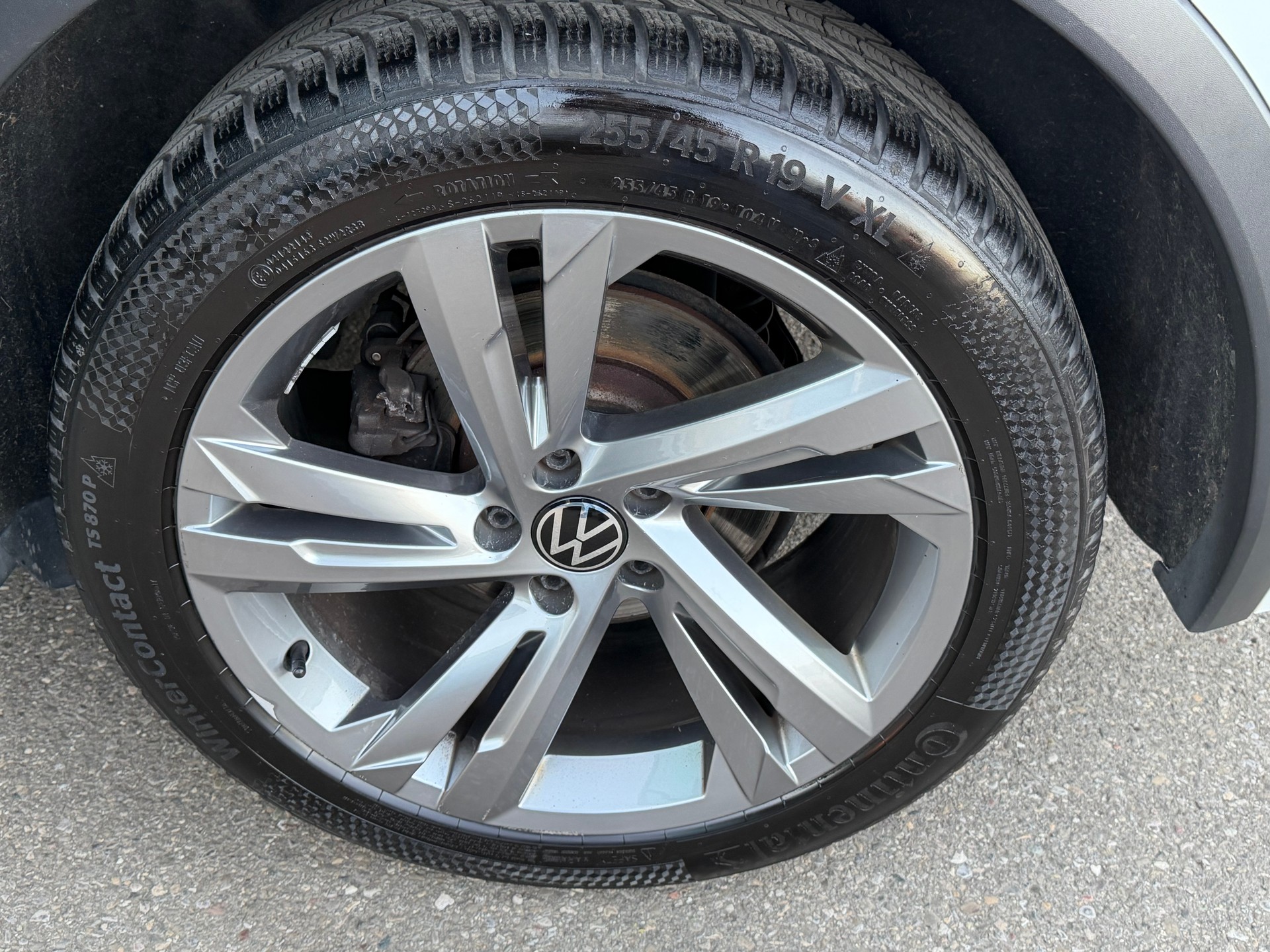 VW Tiguan 2.0 TDI SCR R-Line 4Motion DSG-image-14