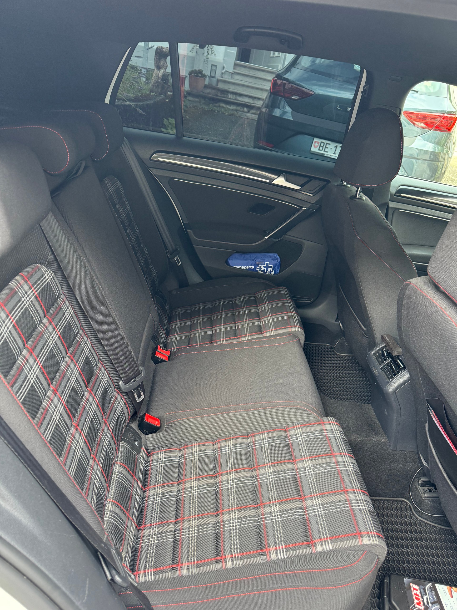 VW Golf 2.0 TSI GTI Performance DSG-image-8