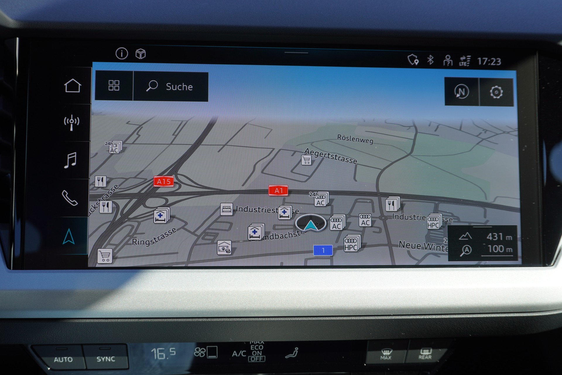 AUDI Q4 e-tron 45 quattro-image-25