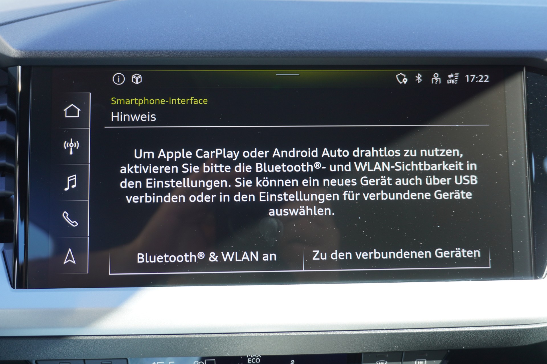 AUDI Q4 e-tron 45 quattro-image-23