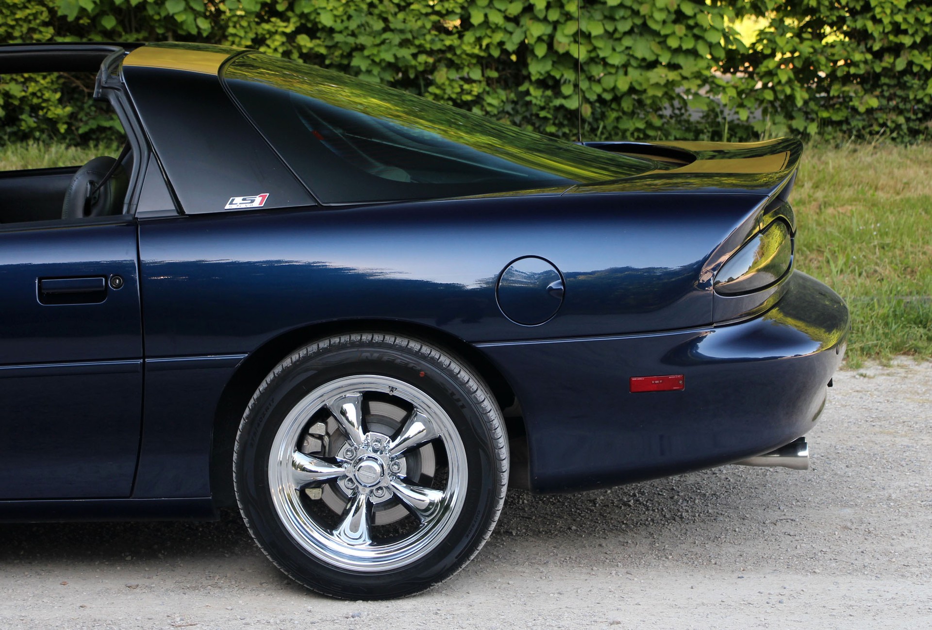 CHEVROLET Camaro SS-image-16