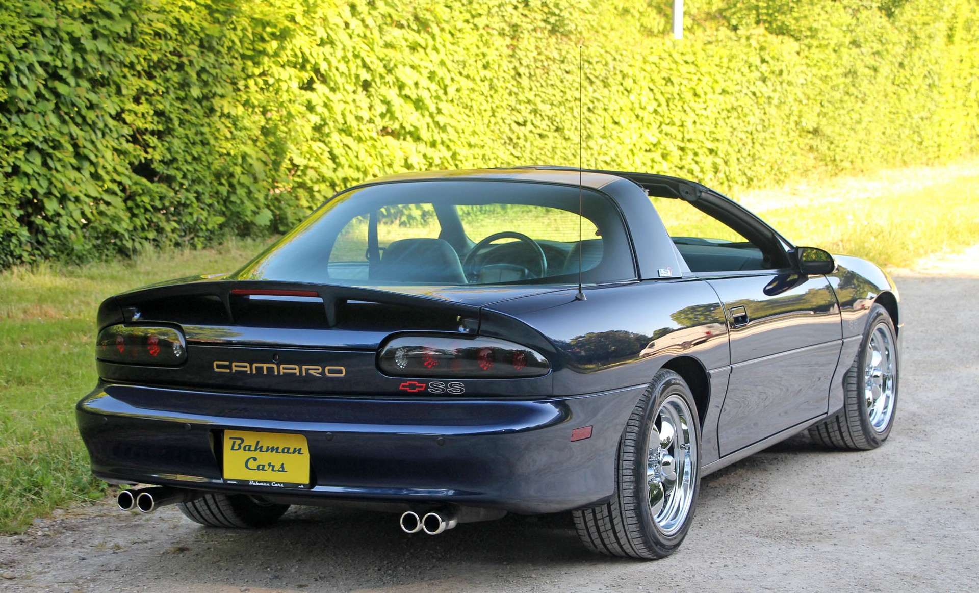 CHEVROLET Camaro SS-image-22