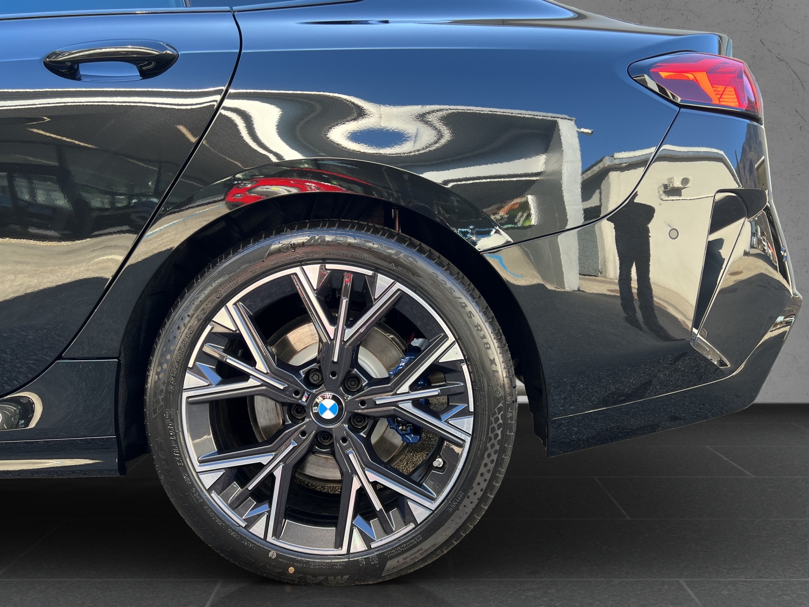 BMW 220 Gran Coupé 48V M Sport Steptronic-image-11