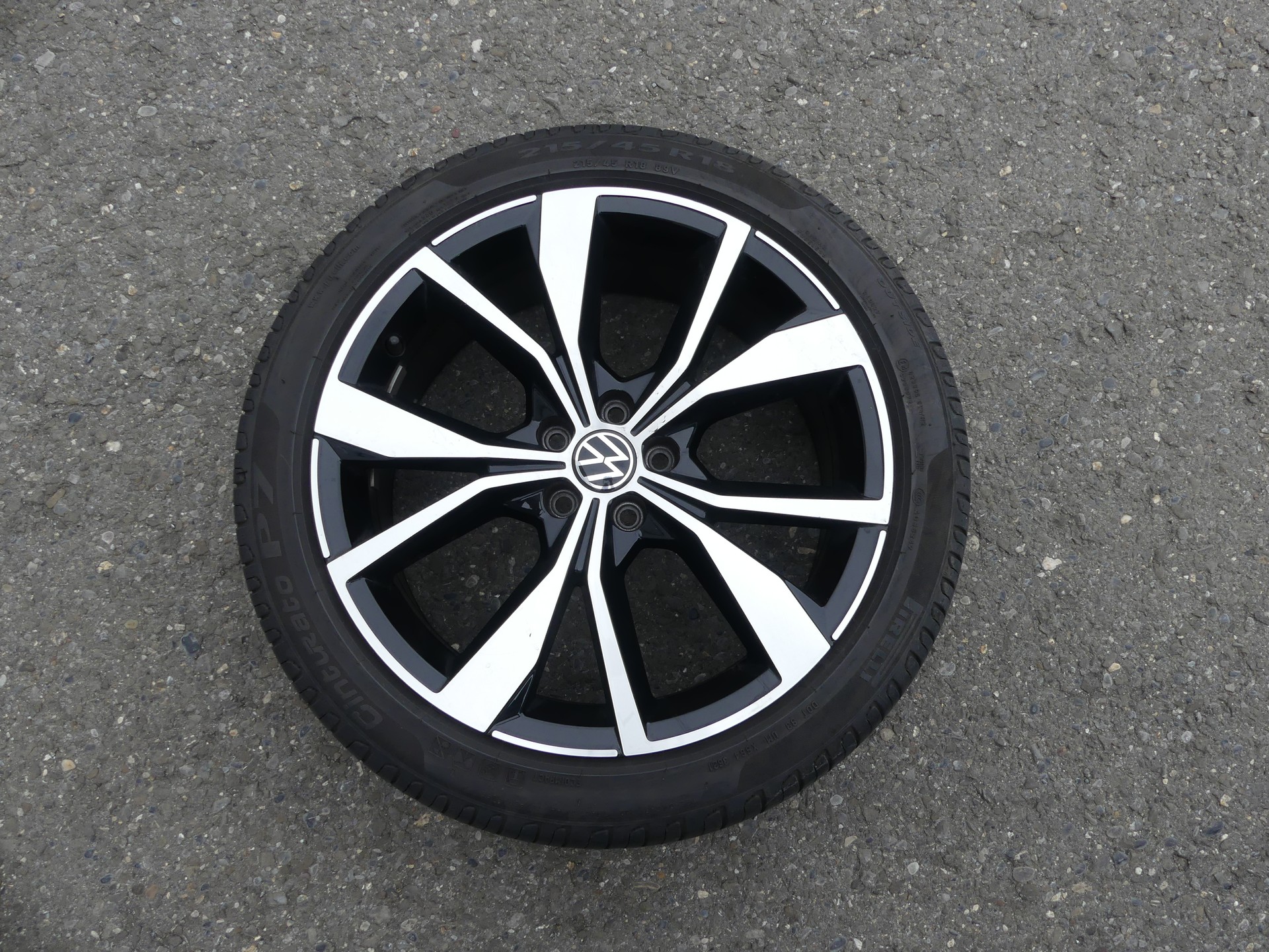 VW Taigo 1.5 TSI R-Line DSG-image-13