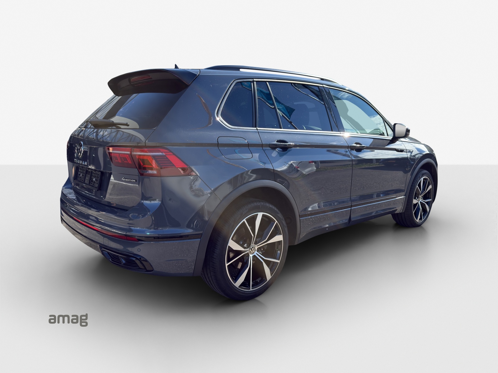 VW Tiguan 2.0TSI R-Line 4Motion DSG-image-4