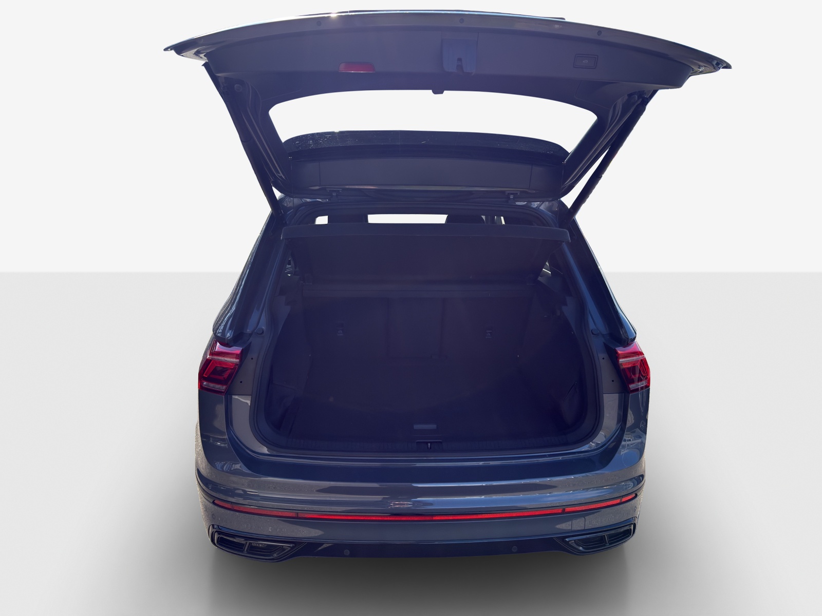VW Tiguan 2.0TSI R-Line 4Motion DSG-image-12