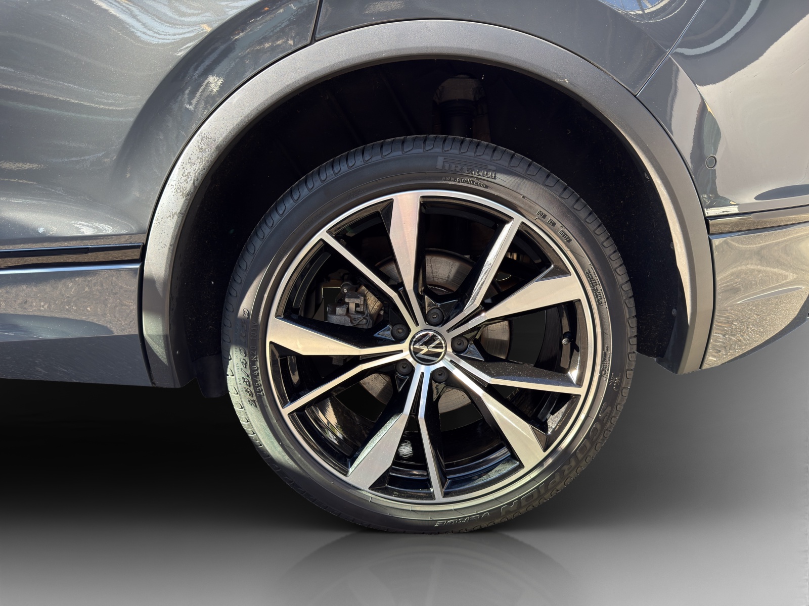 VW Tiguan 2.0TSI R-Line 4Motion DSG-image-15
