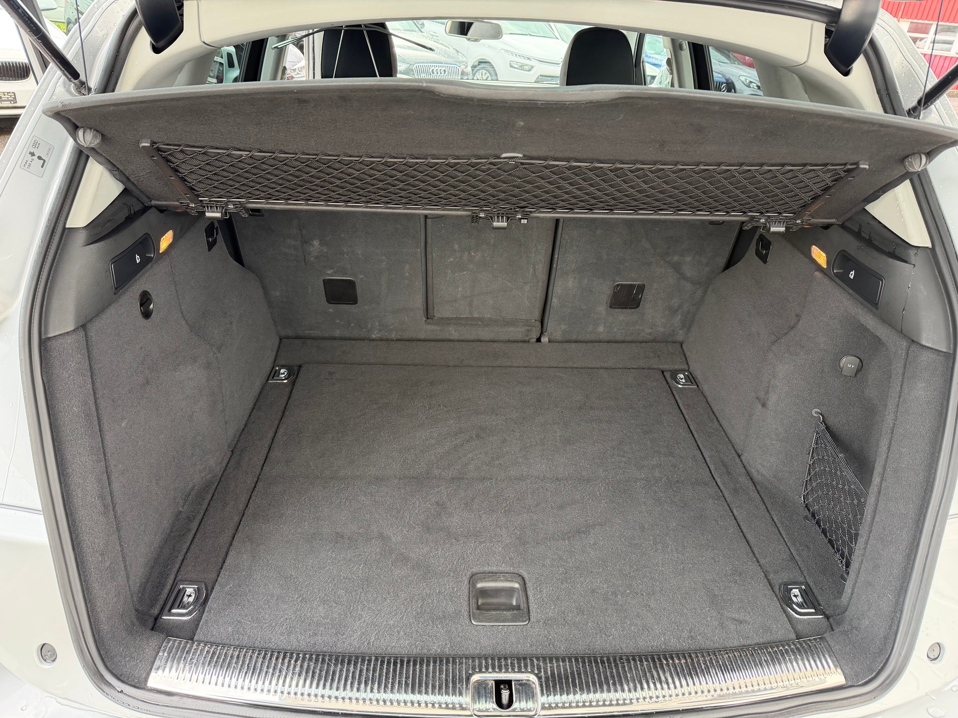 AUDI Q5 3.0 TDI quattro S-tronic-image-8