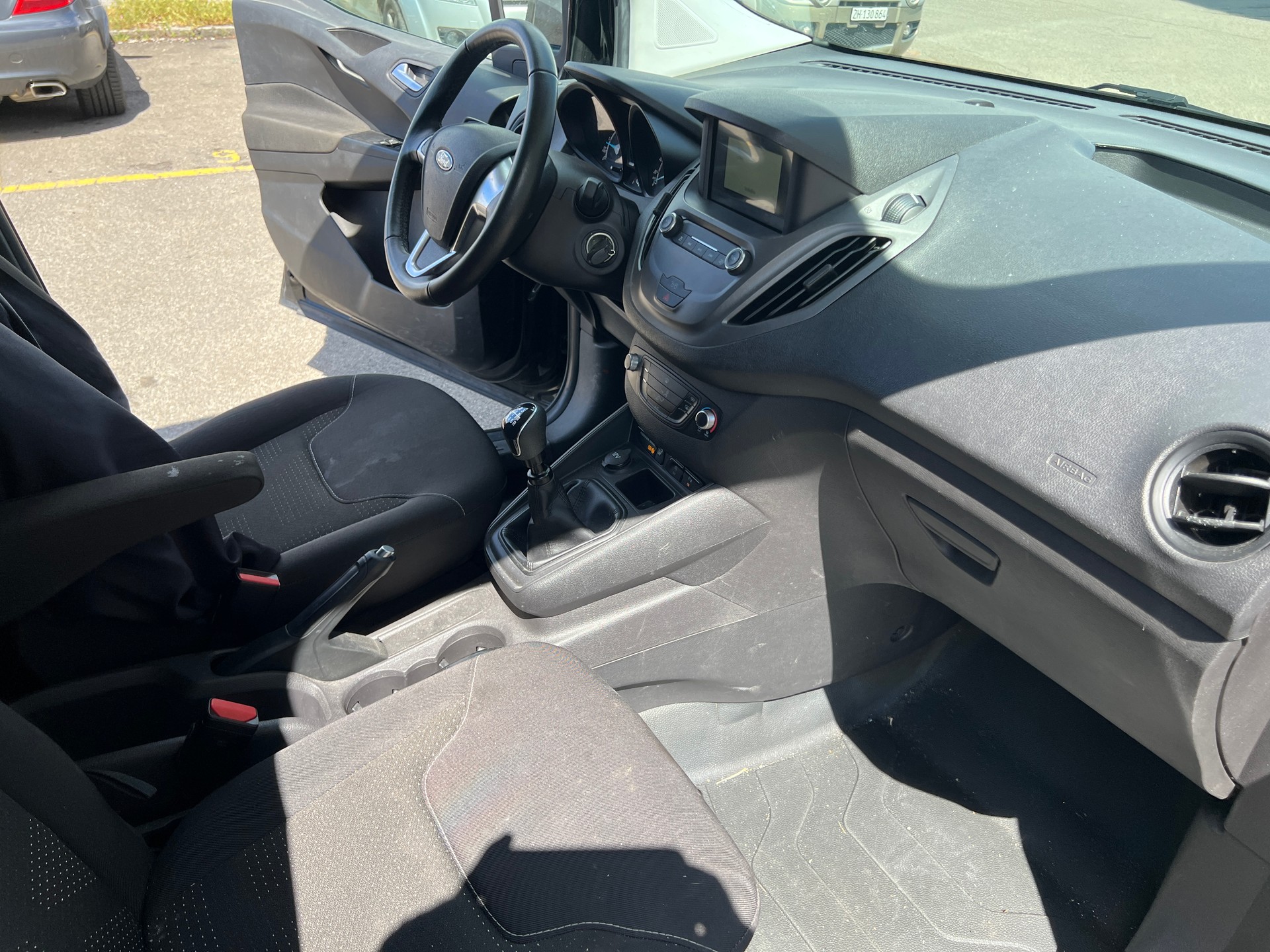FORD Transit Courier Van 1.5 TDCi Basis-image-13