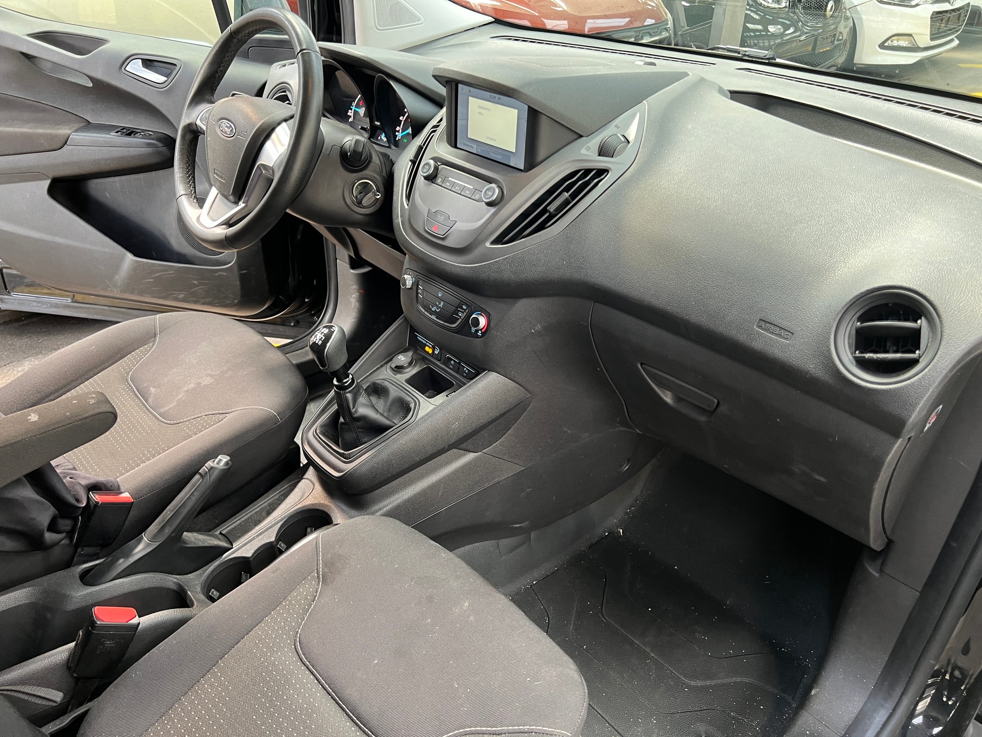 FORD Transit Courier Van 1.5 TDCi Basis-image-15