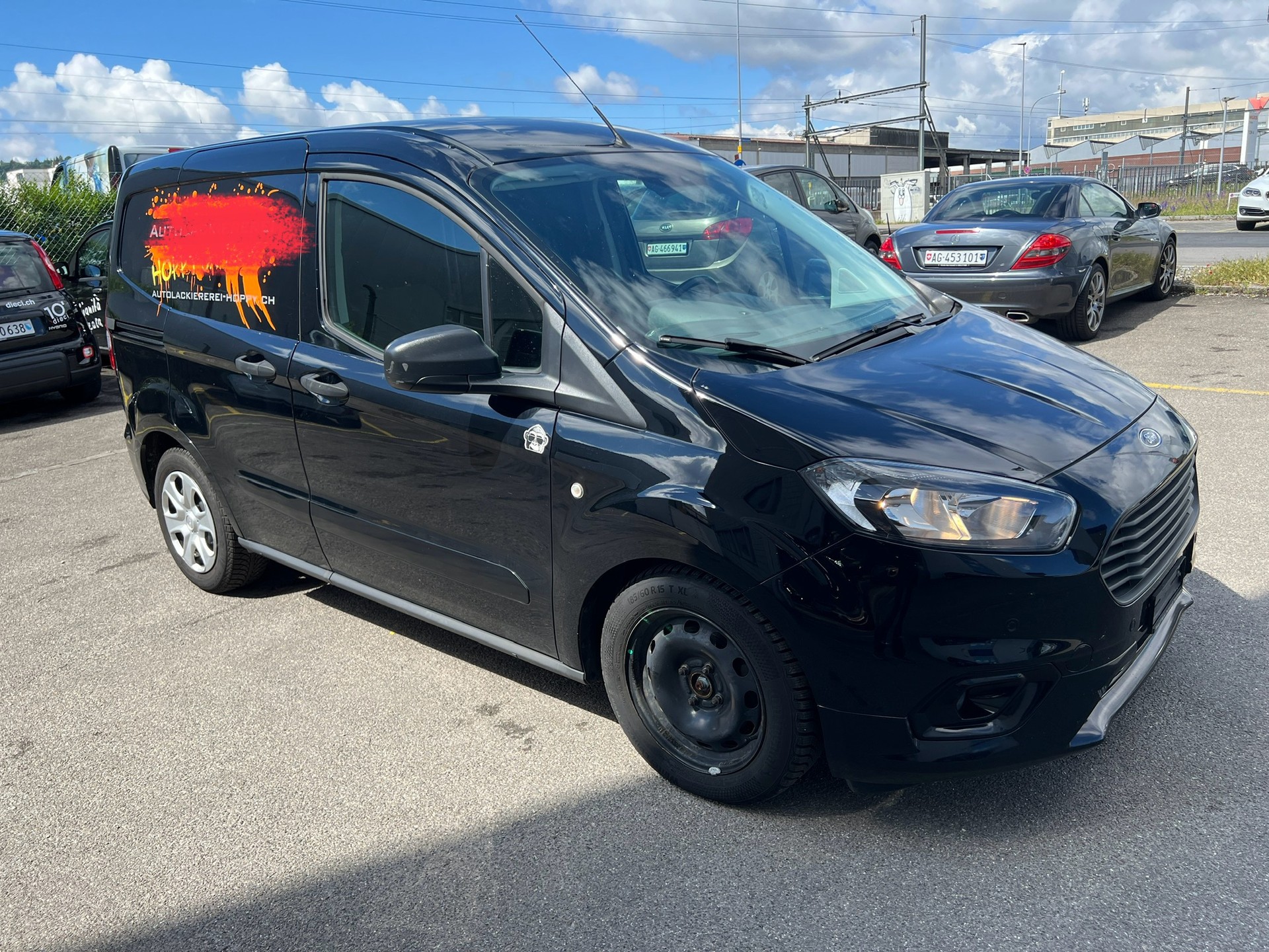 FORD Transit Courier Van 1.5 TDCi Basis-showroom-element-2