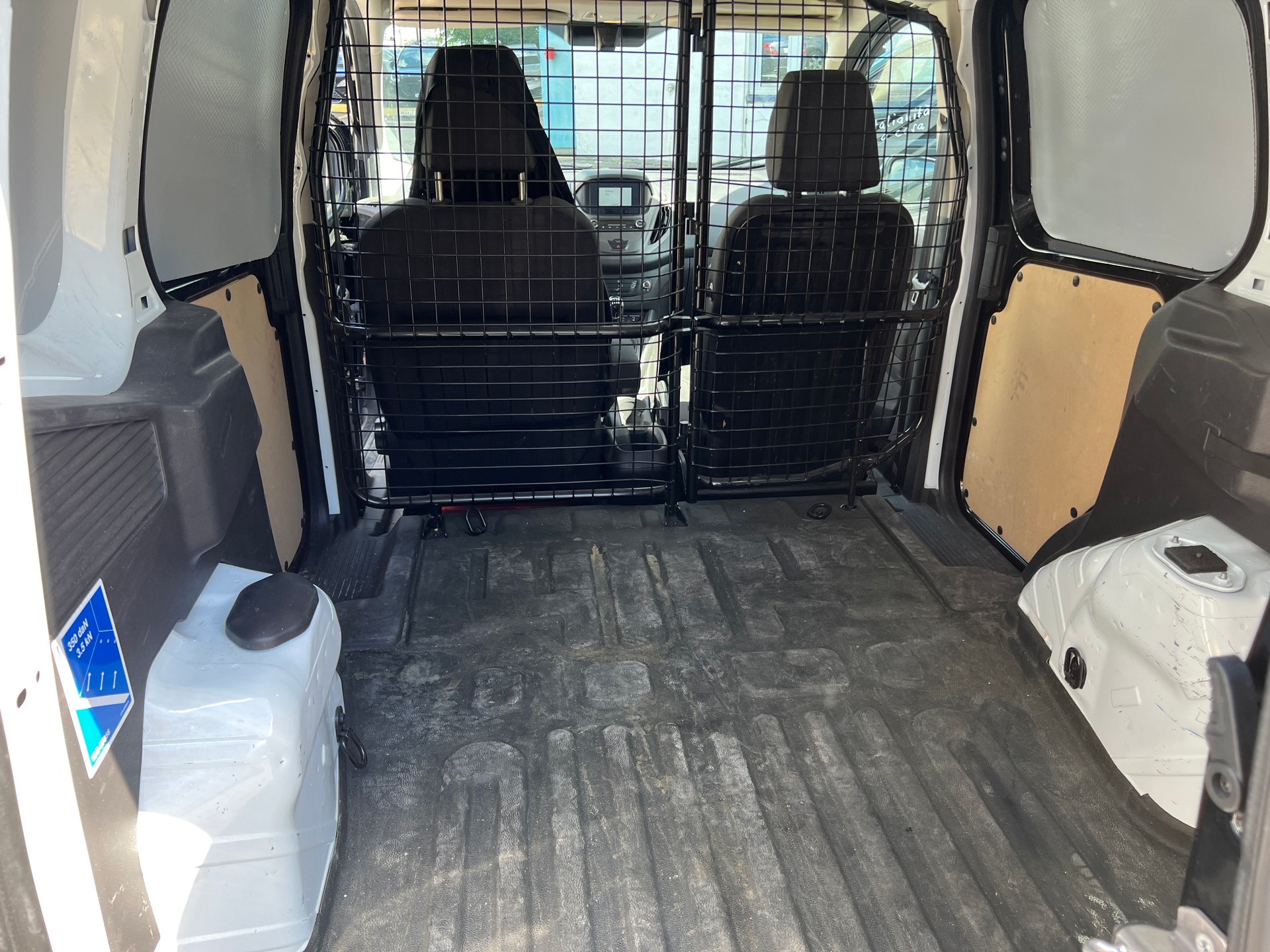 FORD Transit Courier Van 1.5 TDCi Basis-image-11