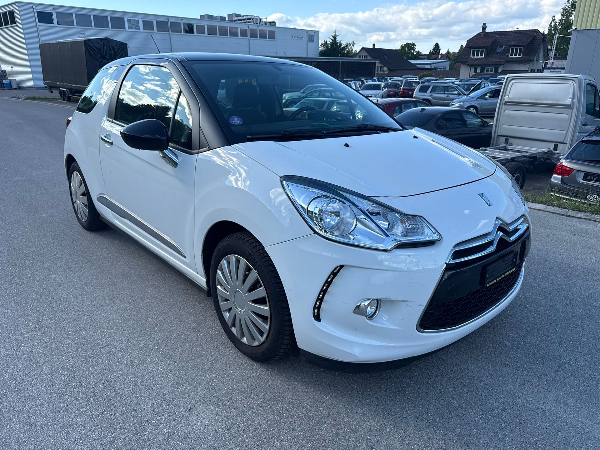 DS AUTOMOBILES DS3 1.2 VTi Chic-image-3