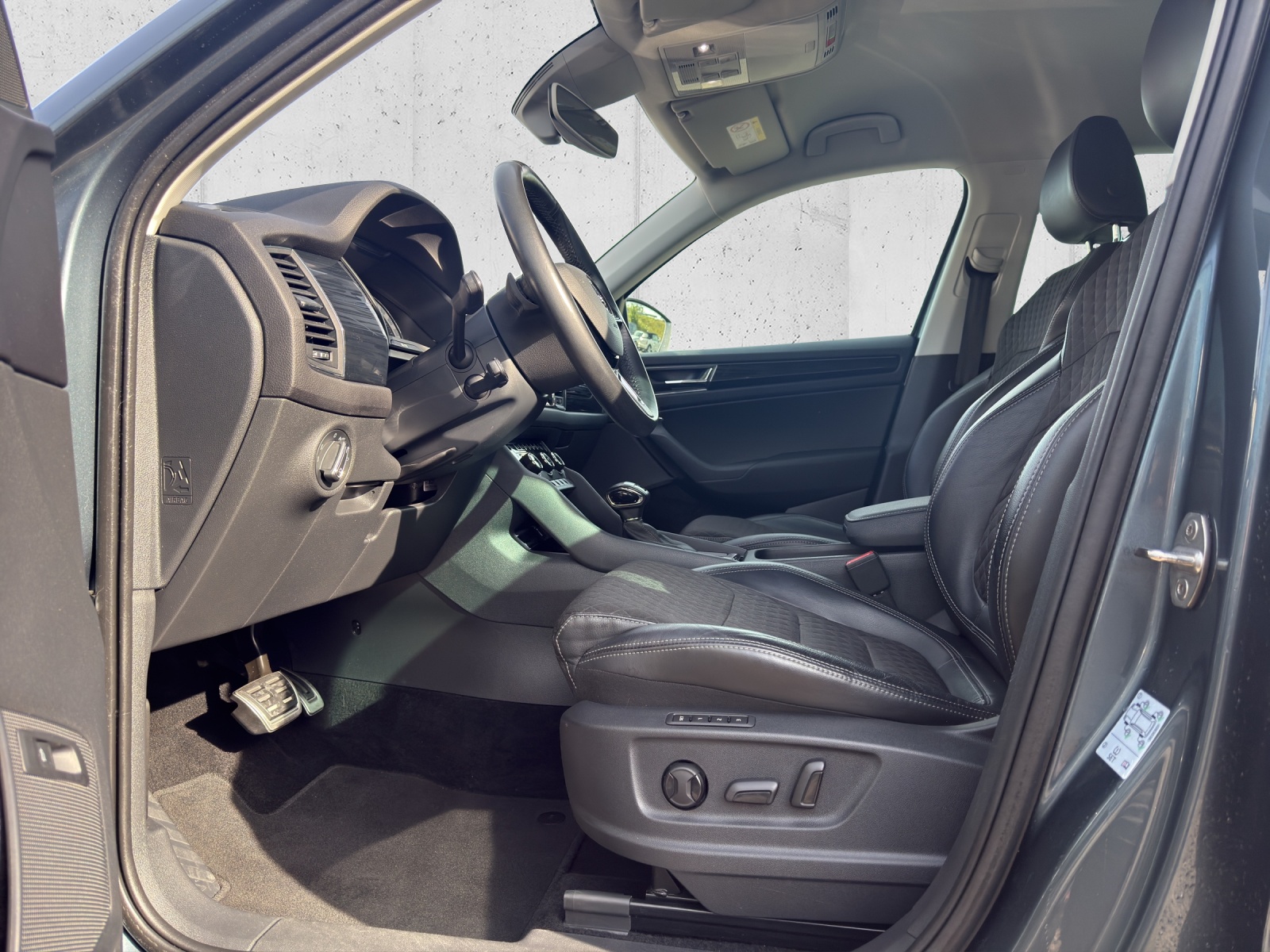 SKODA Kodiaq 2.0 TDI CR Style 4x4 DSG-image-8