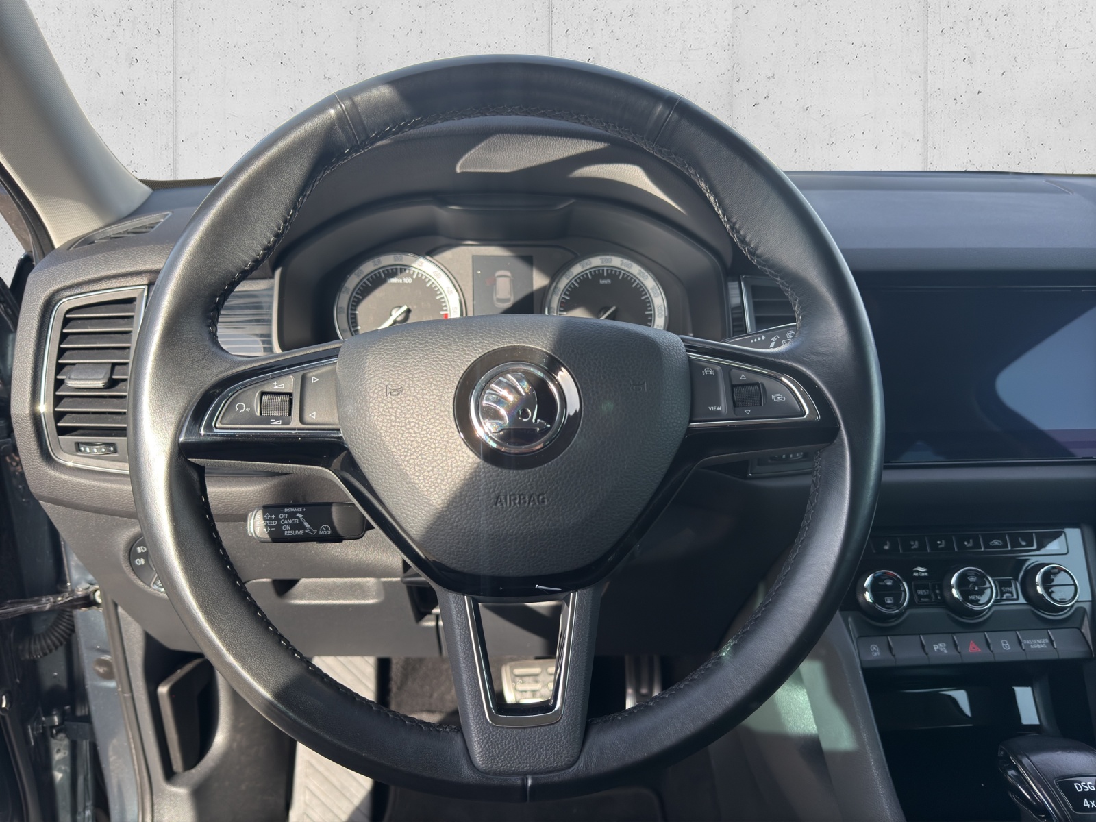 SKODA Kodiaq 2.0 TDI CR Style 4x4 DSG-image-9