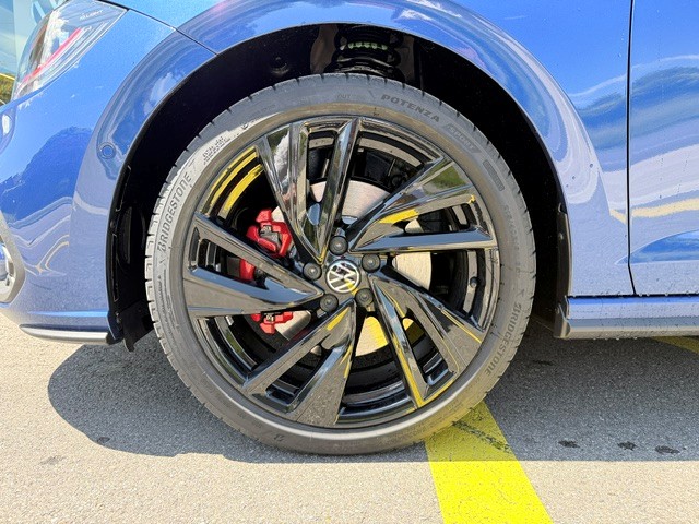 VW 2.0 TSI GTI DSG-showroom-element-2