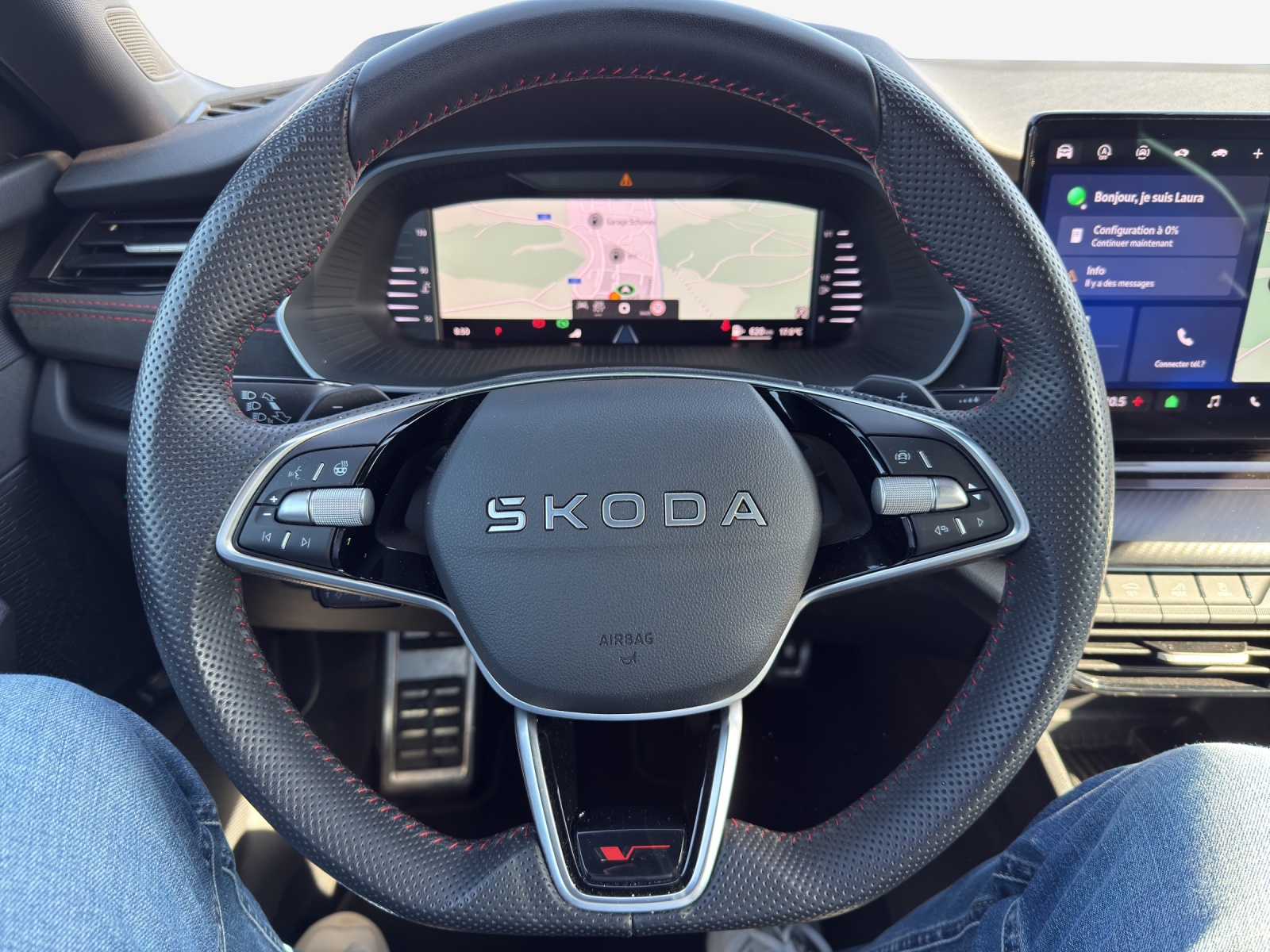SKODA Octavia Combi 2.0 TSI DSG RS-image-9