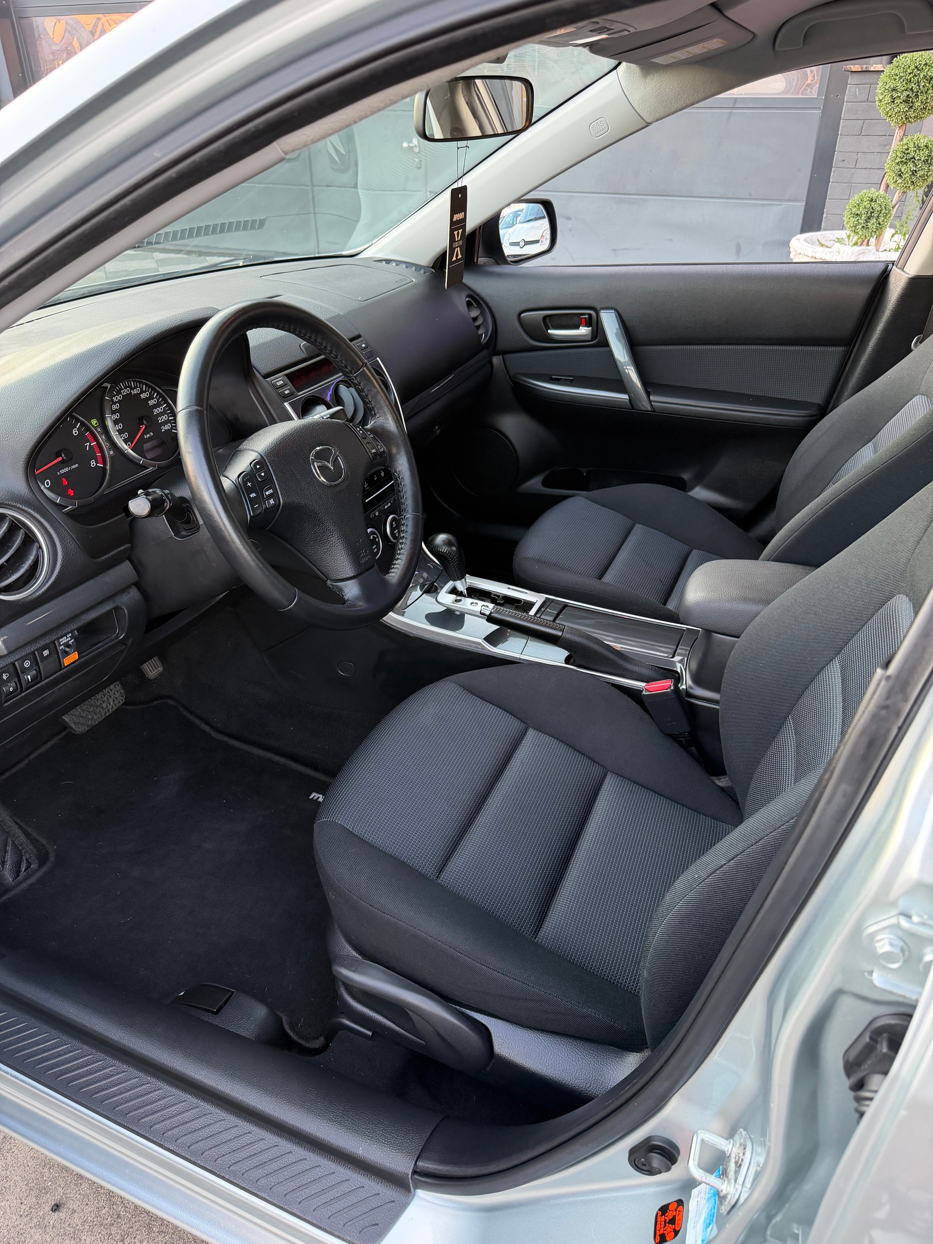 MAZDA 6 2.0 16V Exclusive-image-11