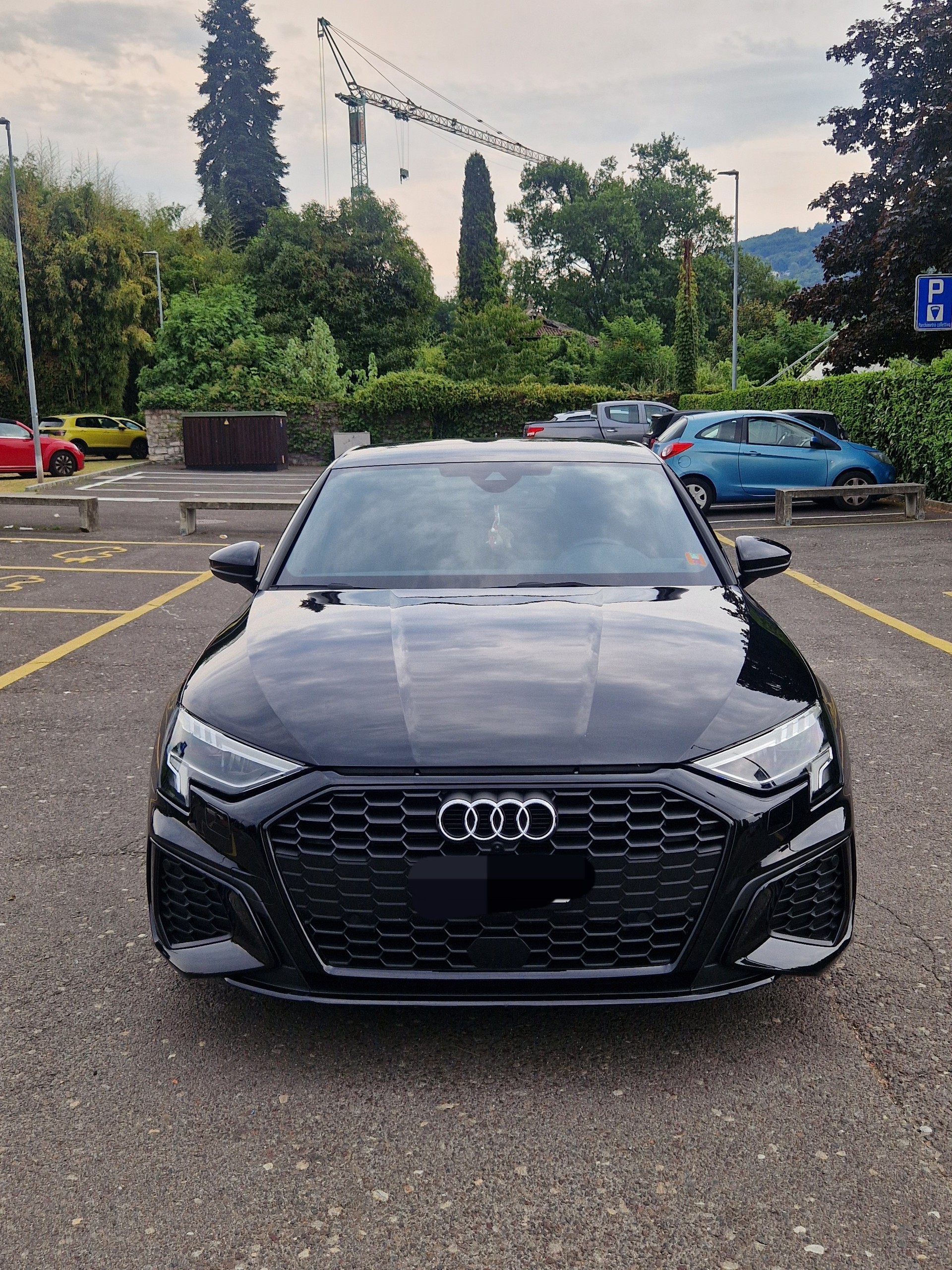 AUDI 1.5 35 TFSI S Line Attraction S-Tronic-image-0