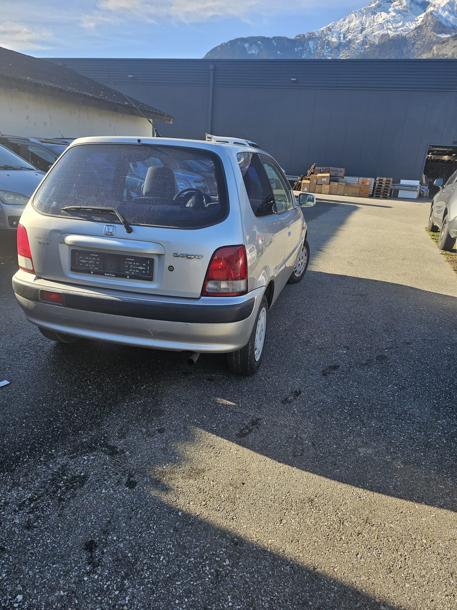 HONDA Logo 1.3i Super Joker-image-1