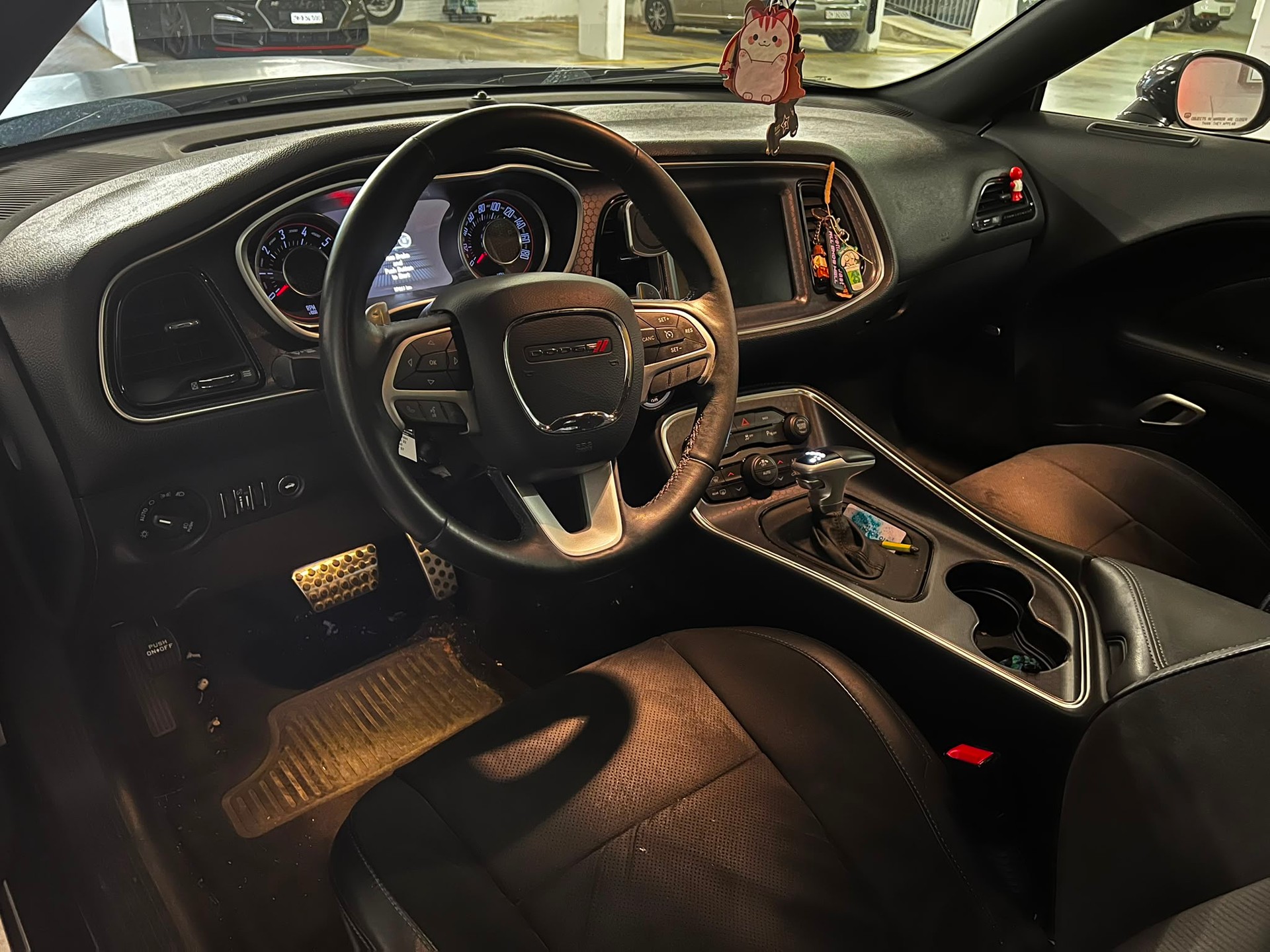 DODGE Challenger-image-4