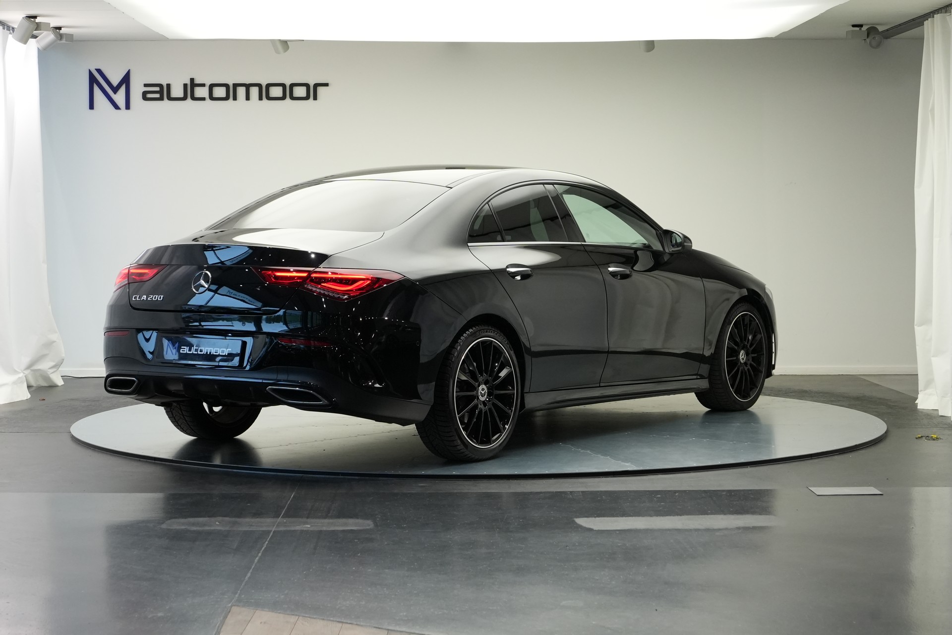 MERCEDES-BENZ CLA 200 AMG Line 7G-DCT *CH-Fahrzeug*-image-4