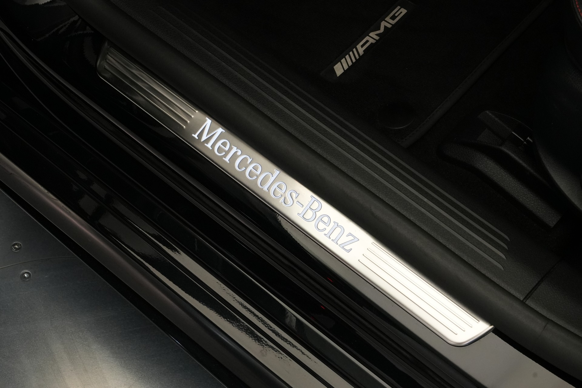 MERCEDES-BENZ CLA 200 AMG Line 7G-DCT *CH-Fahrzeug*-image-18