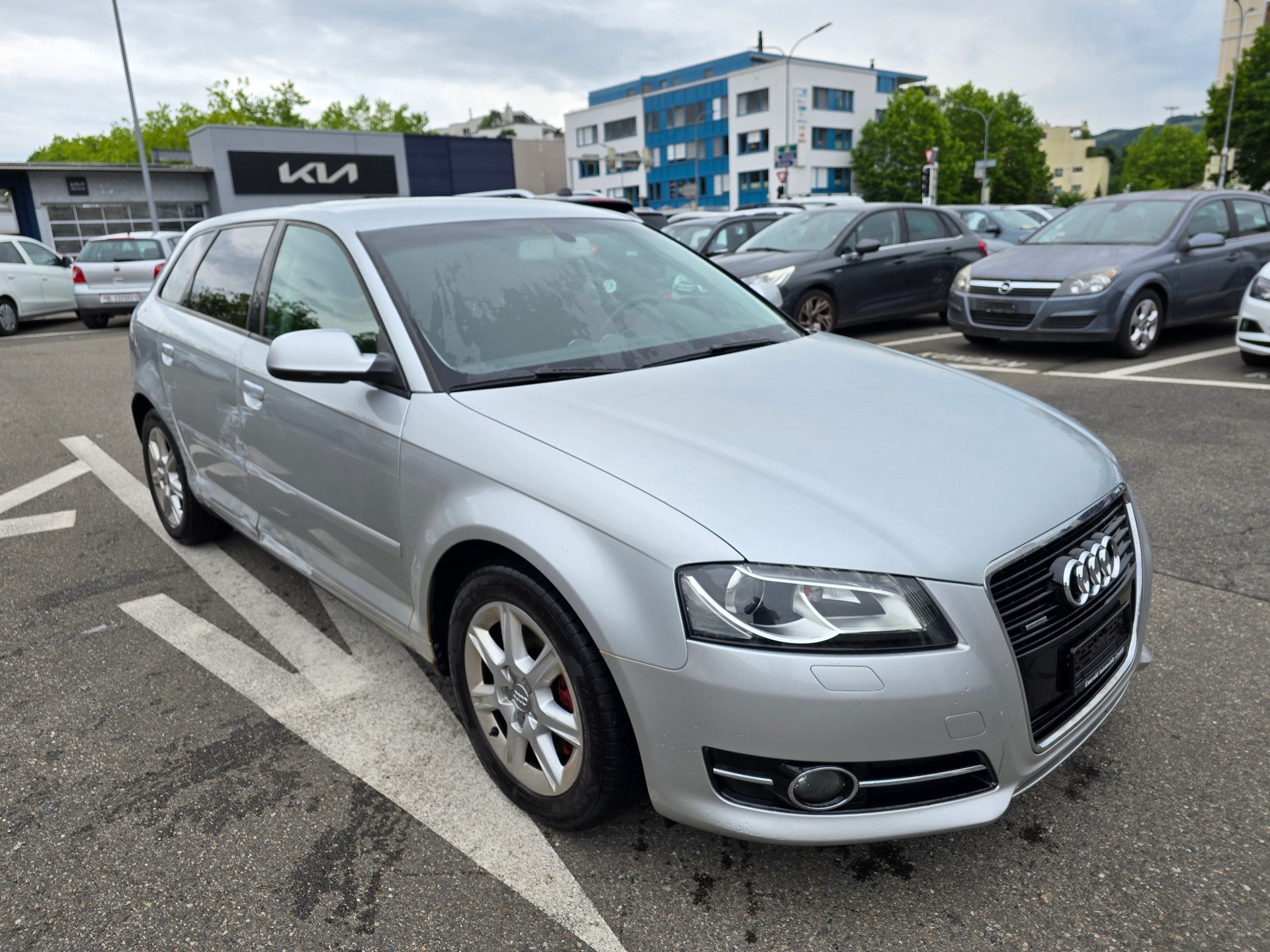 AUDI A3 Sportback 2.0 TFSI Ambiente quattro S-tronic-image-1