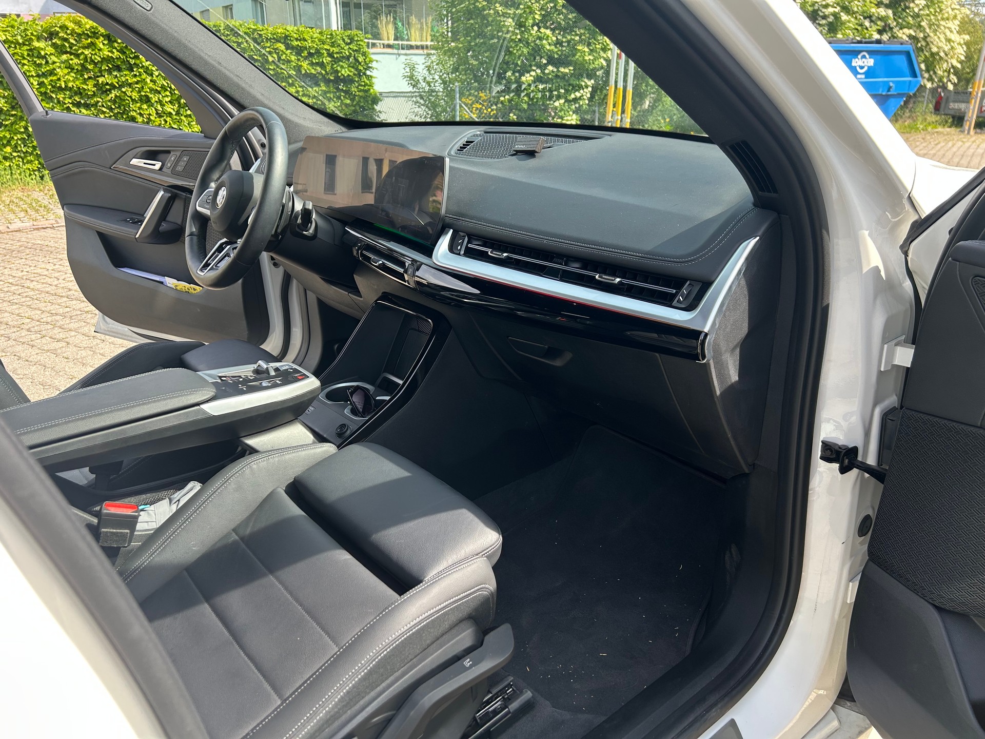 BMW X1 xDrive 23i 48V M Sport-image-8