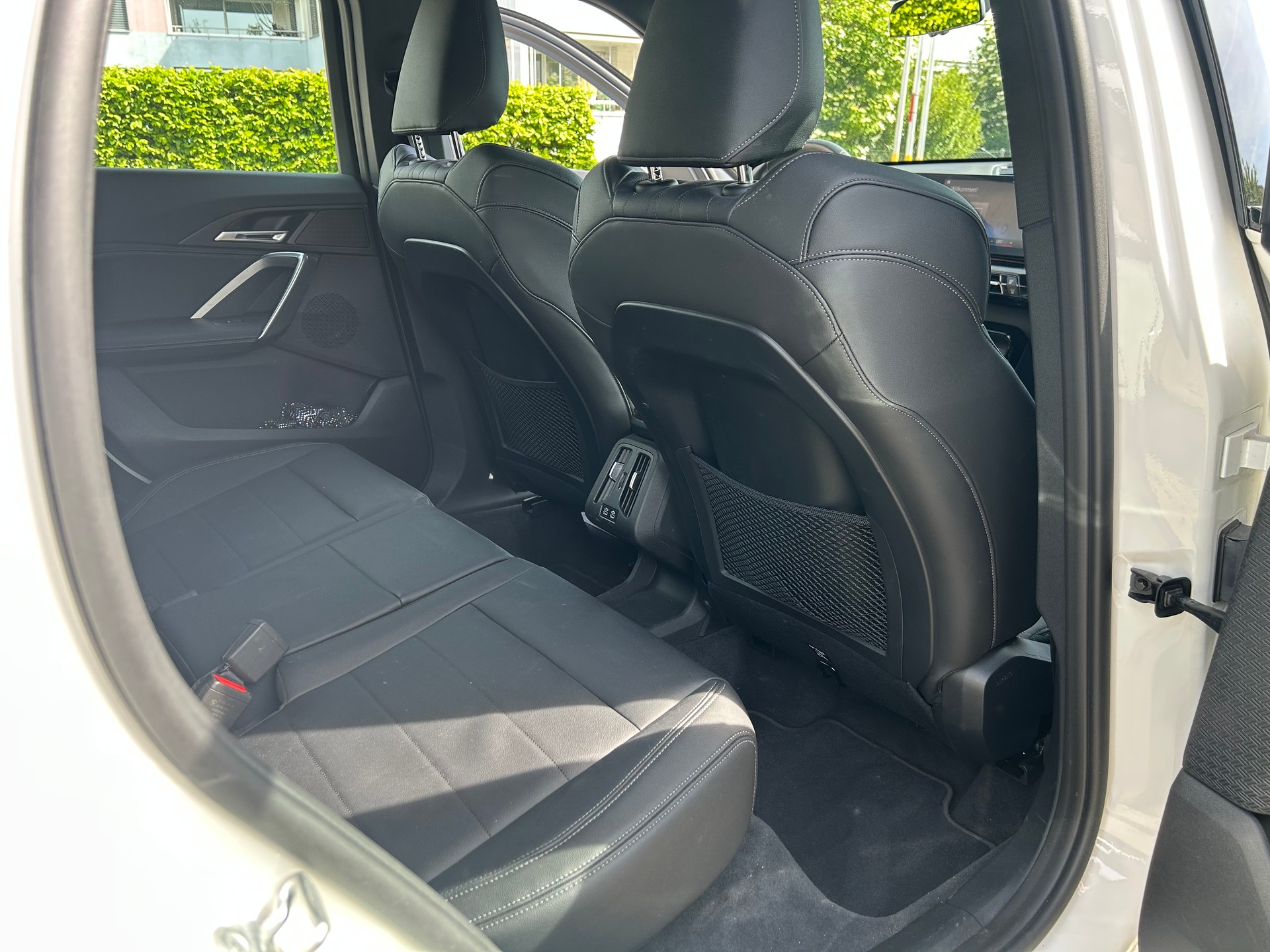 BMW X1 xDrive 23i 48V M Sport-image-11