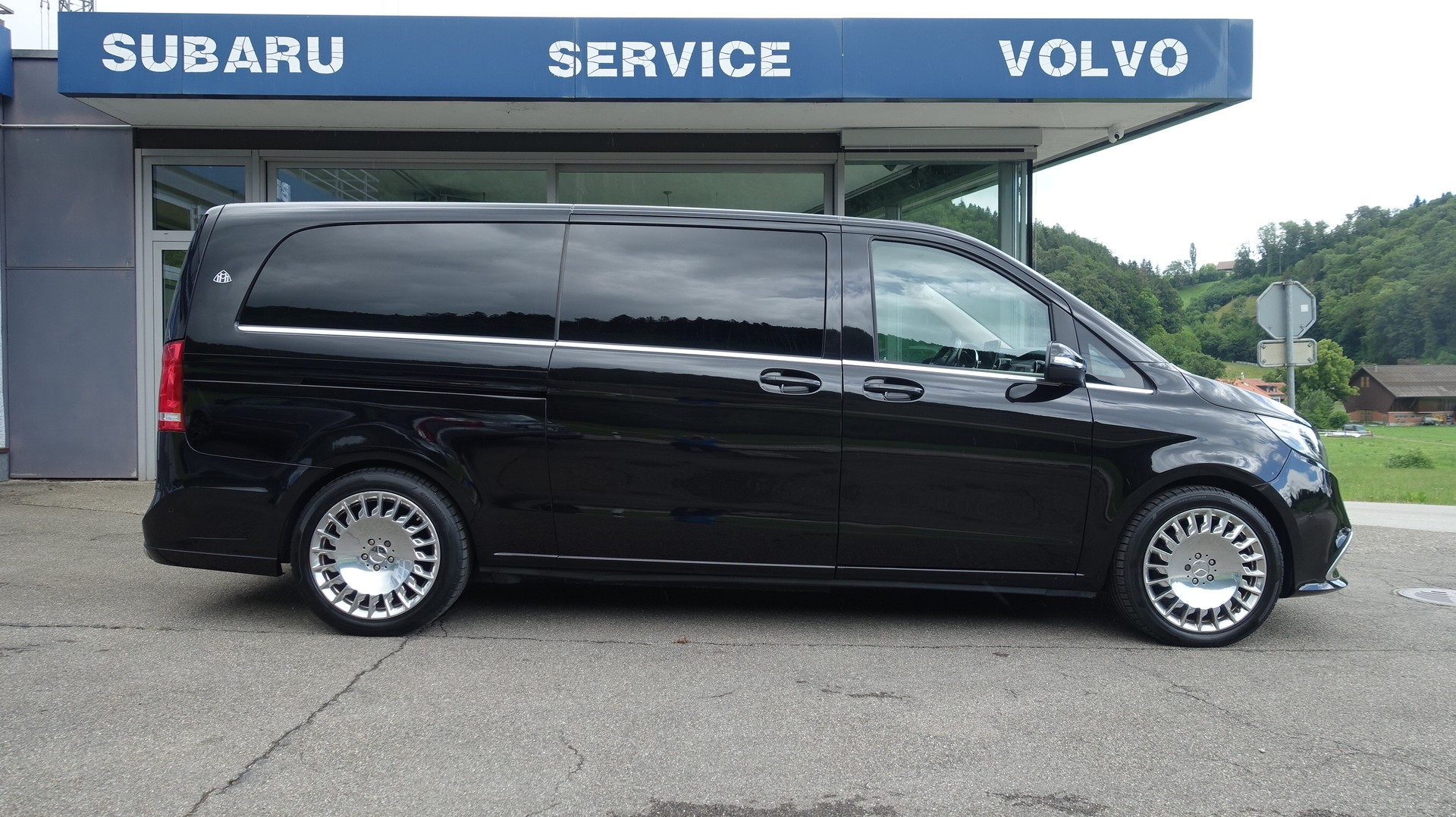MERCEDES-BENZ V 250 d Avantgarde extralang 7G-Tronic VIP-Umbau-image-6