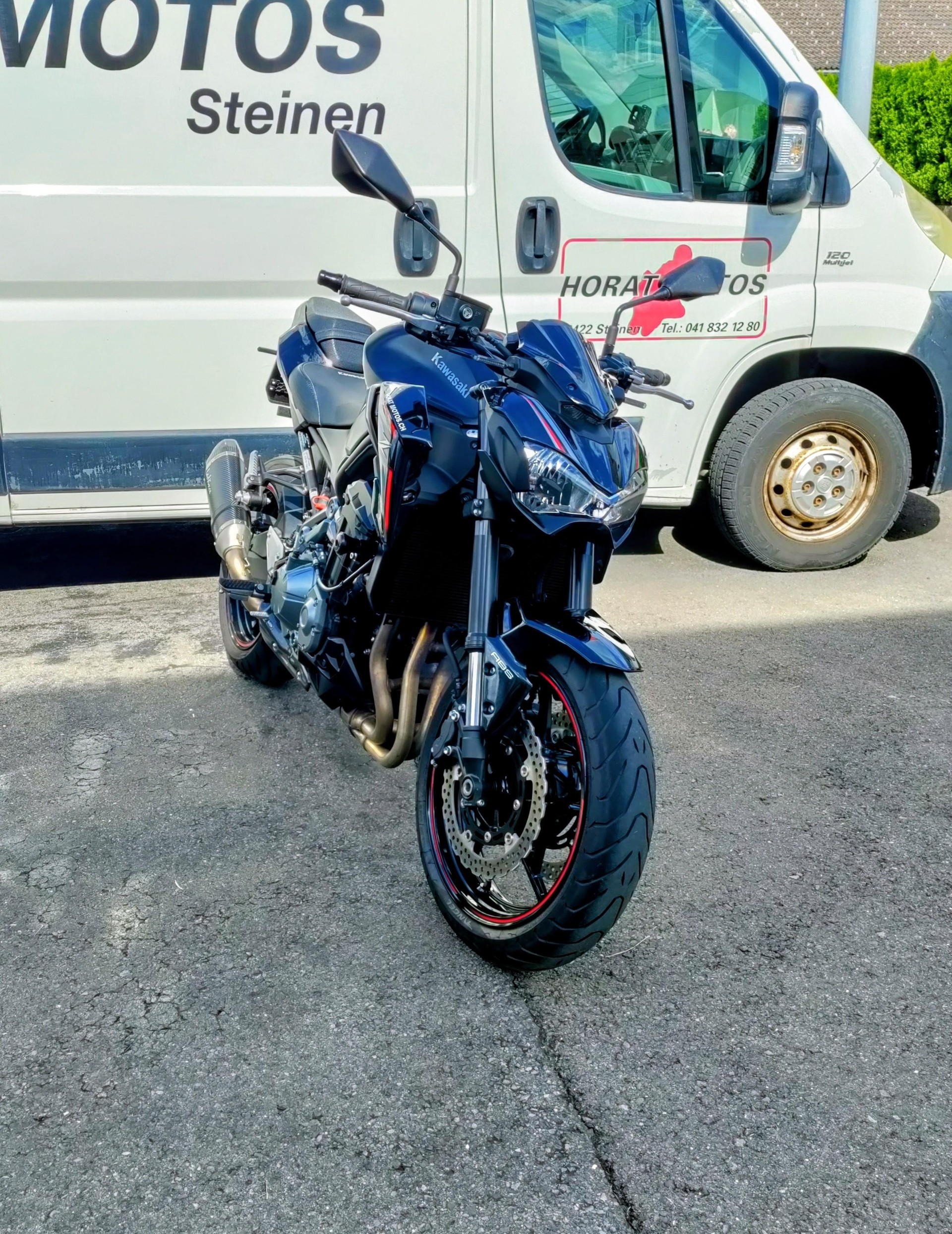 KAWASAKI Z 900-image-5